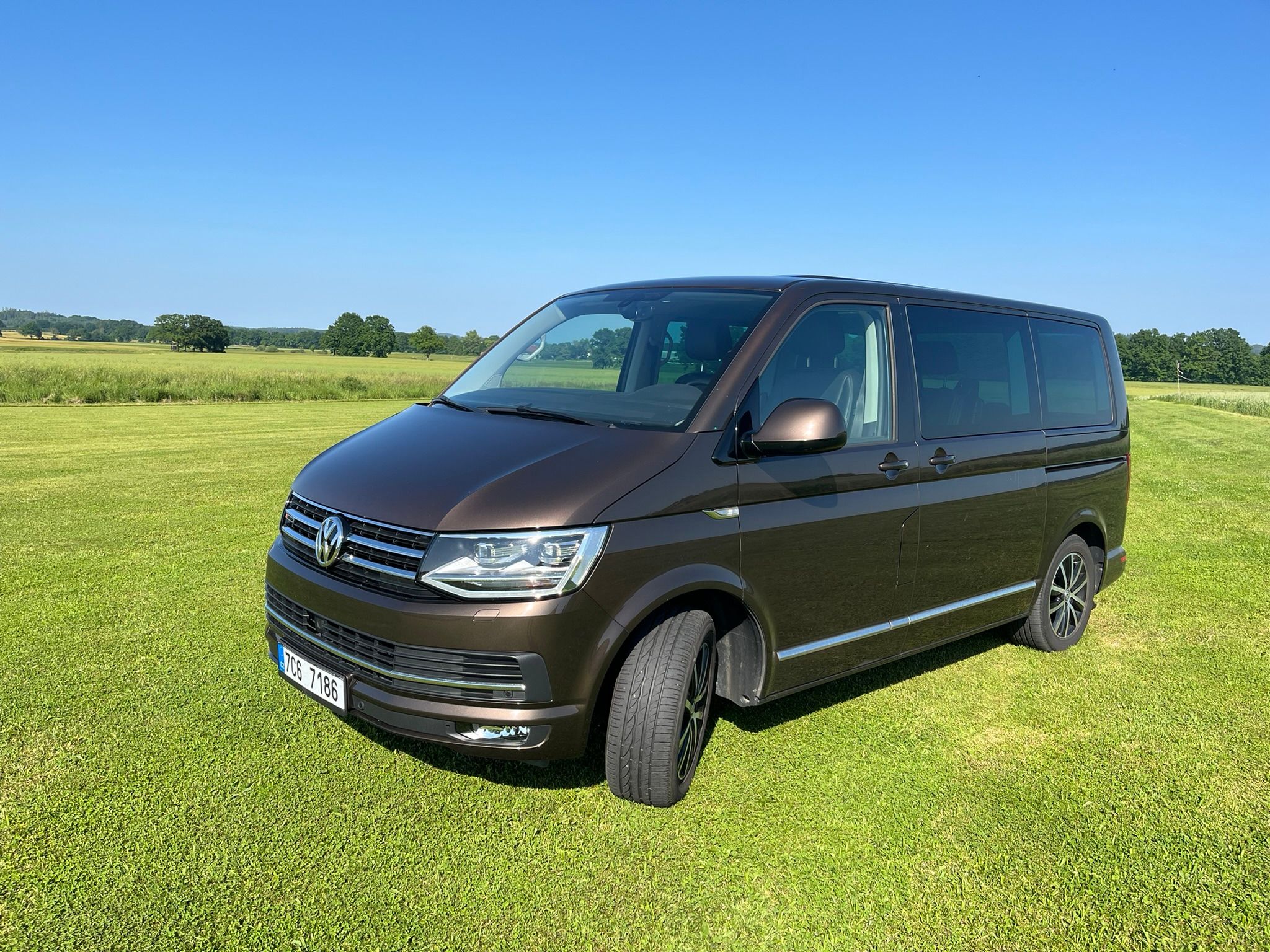 Volkswagen Multivan, Volkswagen Multivan, 2017 - fotka 4