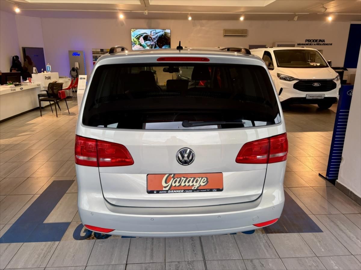 Volkswagen Touran, 2,0 TDI - fotka 6