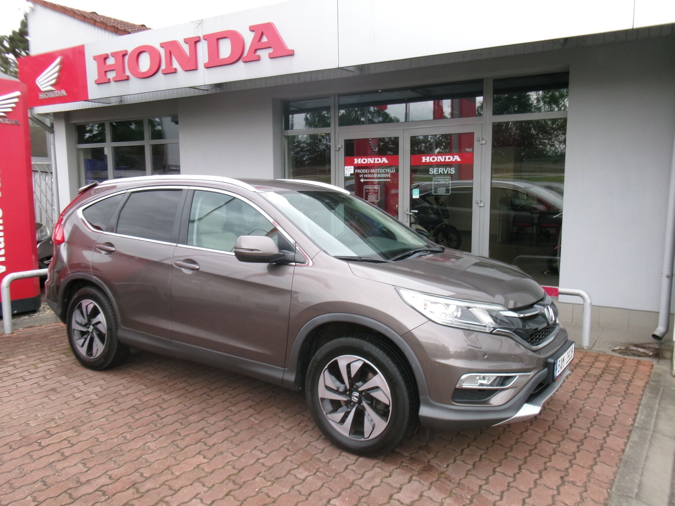 Honda CR-V, 1,6i-DTEC 4x4 9AT LIFESTYLE,ČR - fotka 2