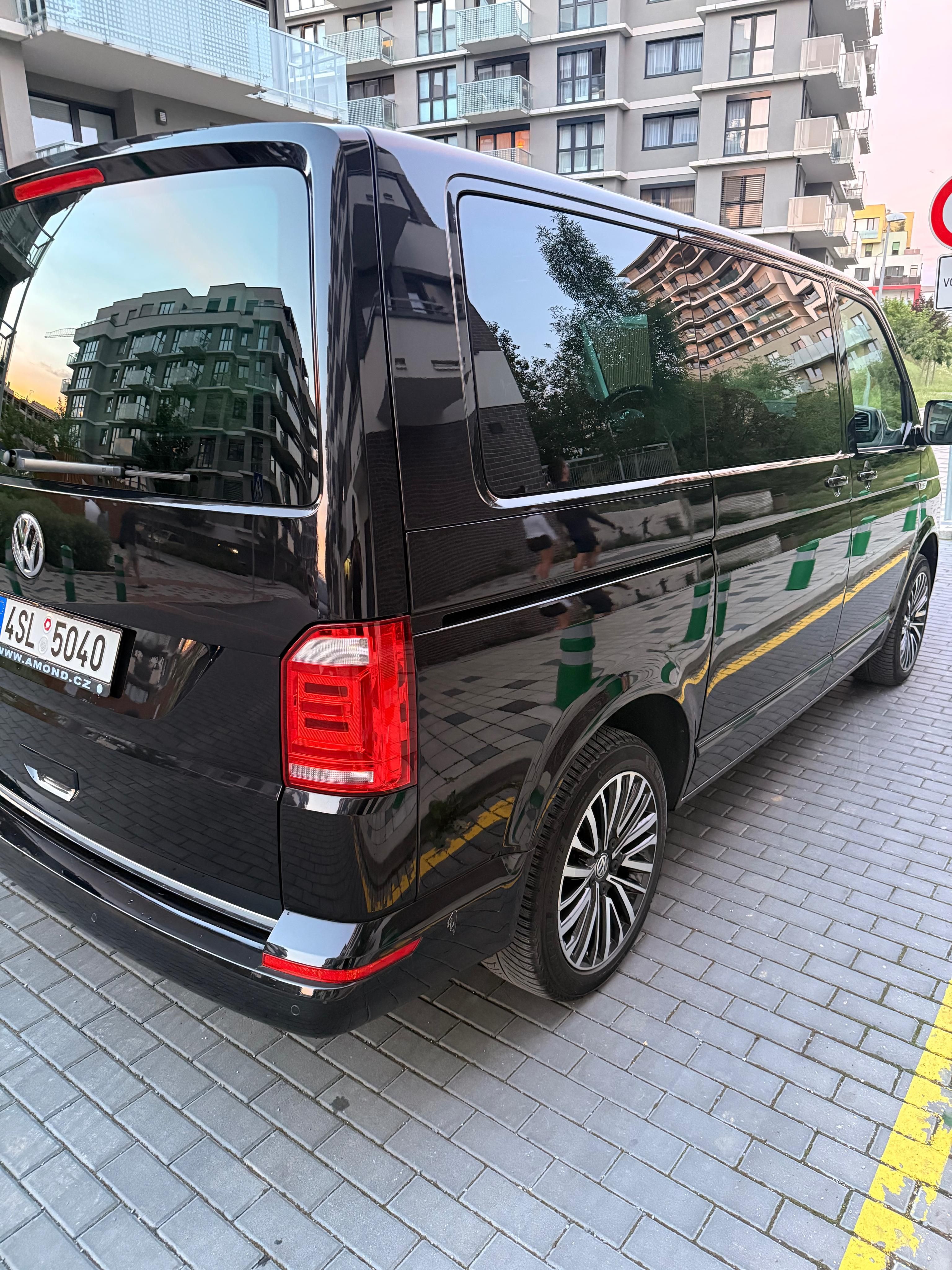 Volkswagen Multivan, Multivan T6 Highline - fotka 6