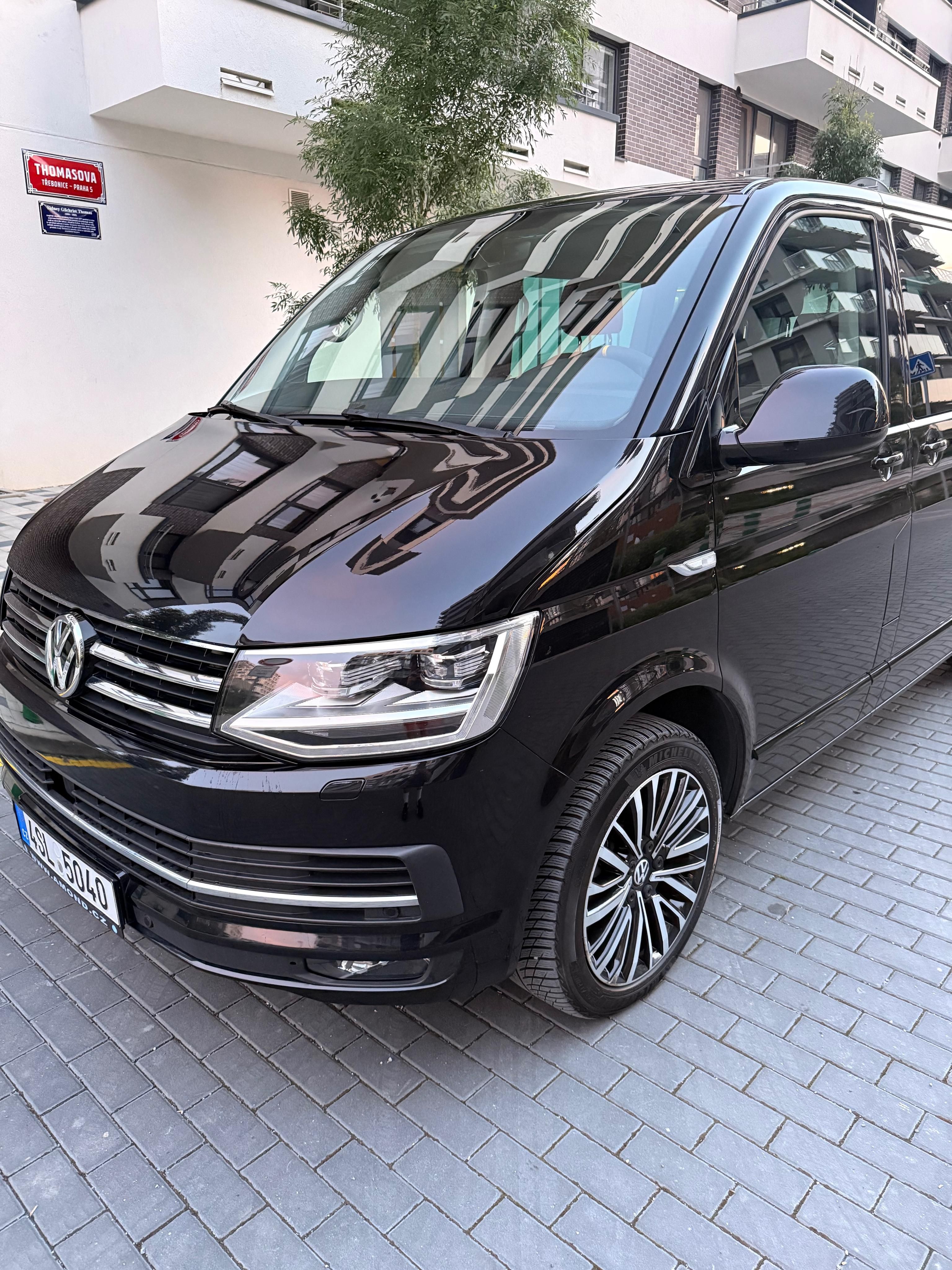 Volkswagen Multivan, Multivan T6 Highline - fotka 2