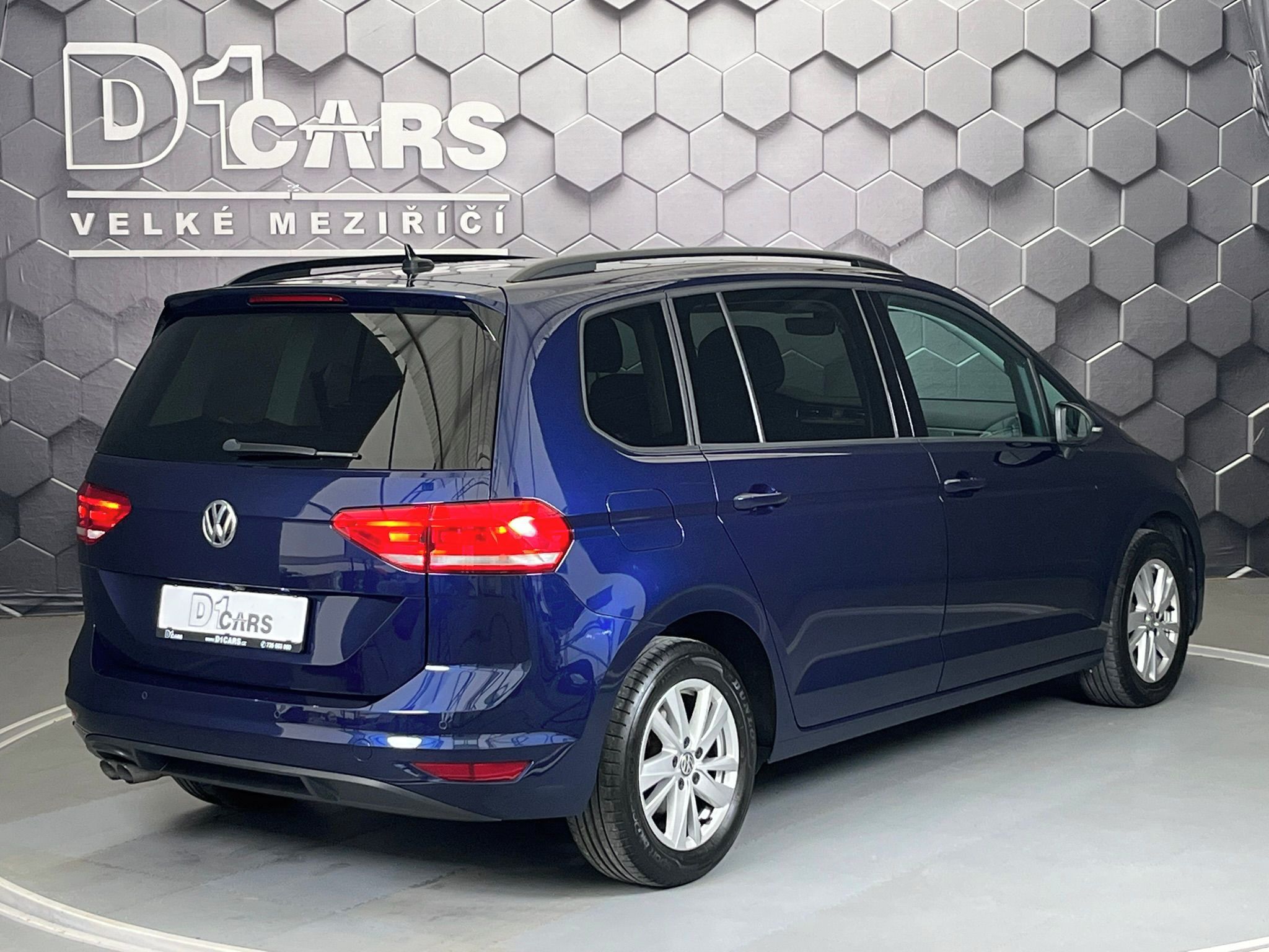 Volkswagen Touran, Comfortline  2.0 TDI 110KW - fotka 2