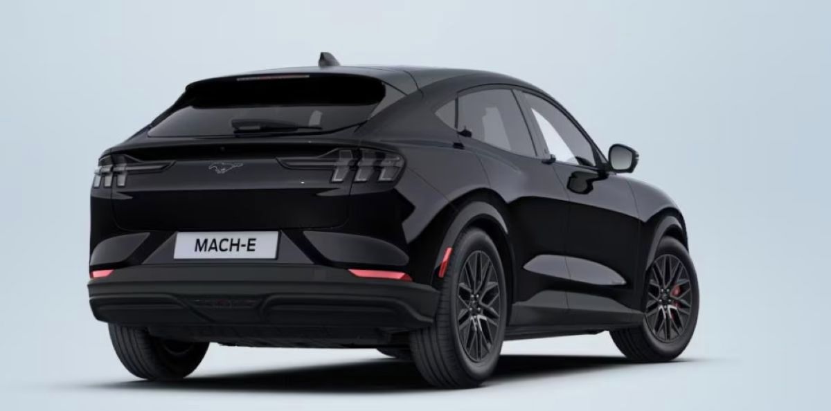 Ford Mustang Mach-E, 88kWh, Premium, PRODL. DOJEZD - fotka 3