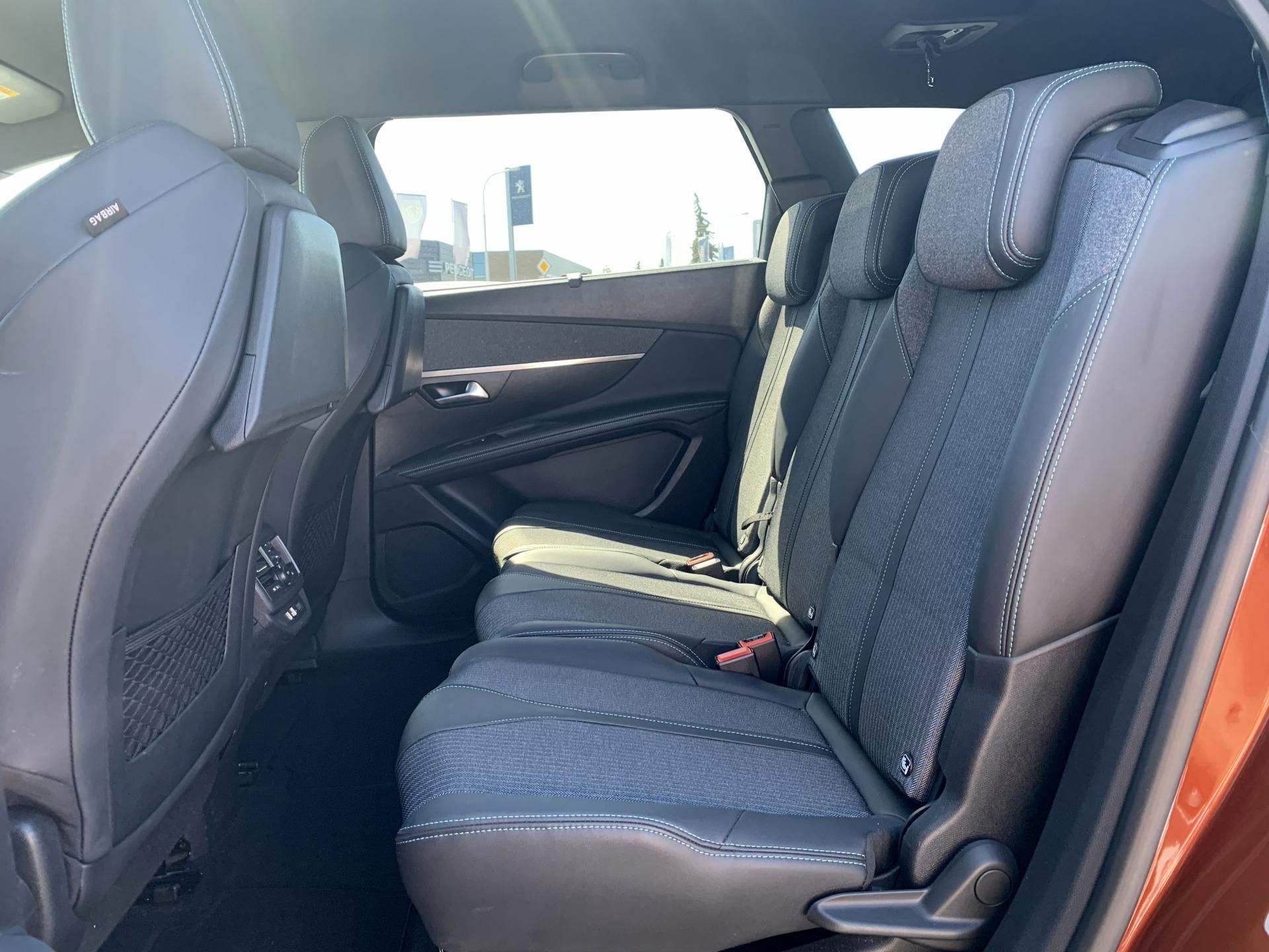Peugeot 5008, ALLURE PACK 1,2 PureTech 96kW - fotka 6