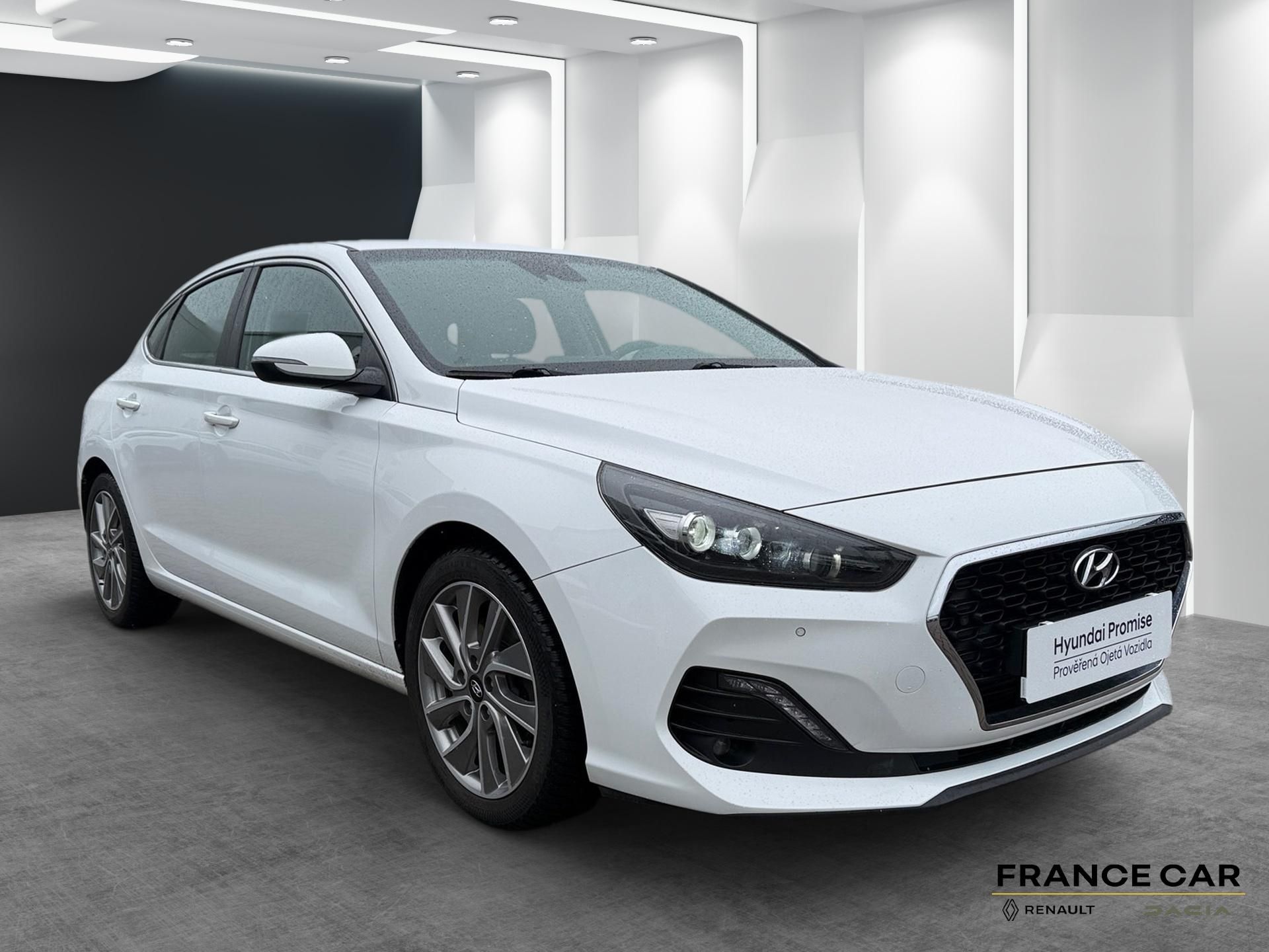 Hyundai i30, 1,4 T-GDi 103 kW DCT STYLE - fotka 3