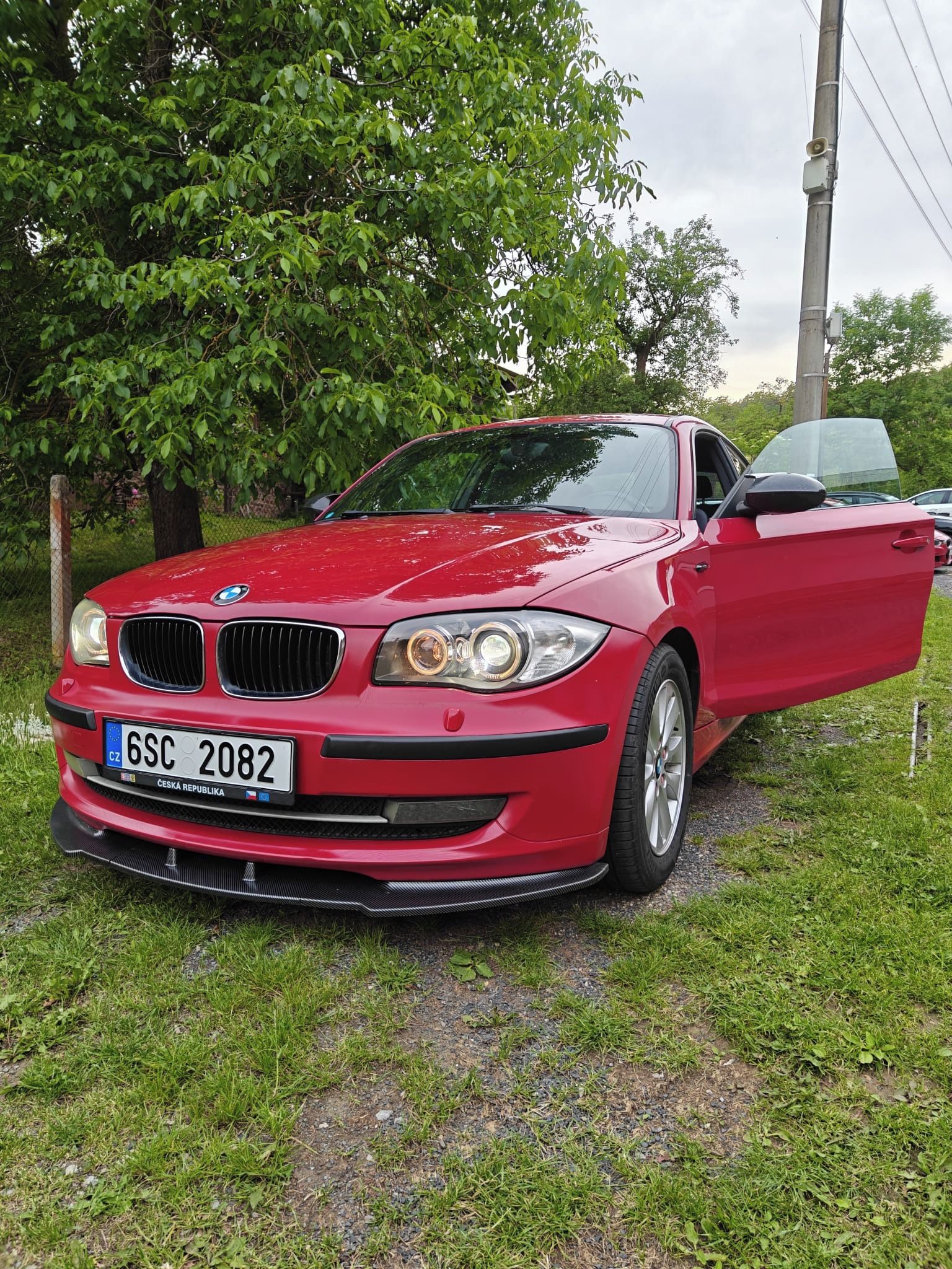 BMW Řada 1, 1,6i - fotka 3