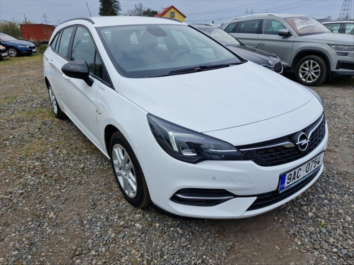 Opel Astra, 1,5 CDTi kombi 77KW