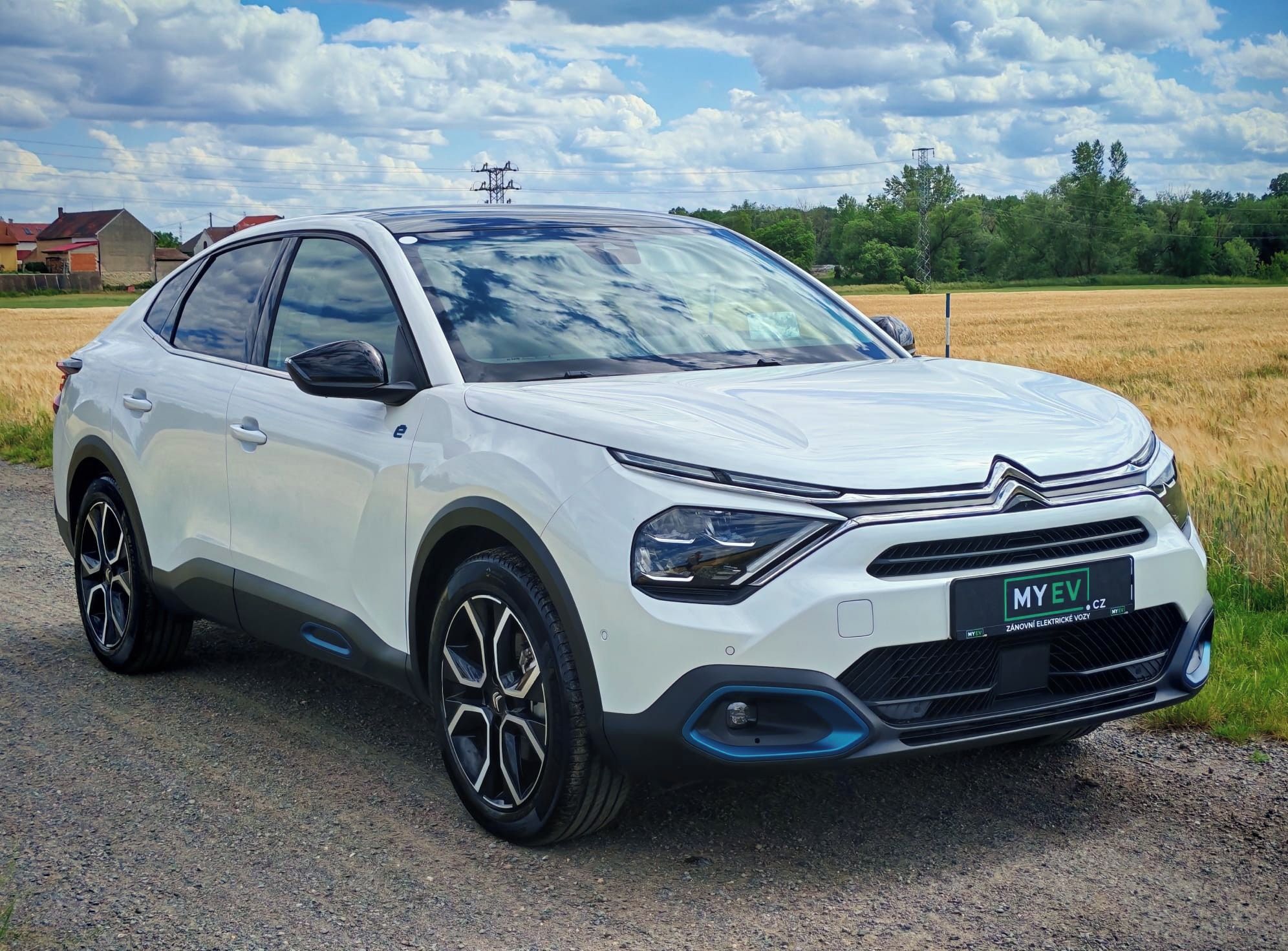 Citroën ë-C4 X, 50kWh, MAX VÝBAVA, SOH 99%