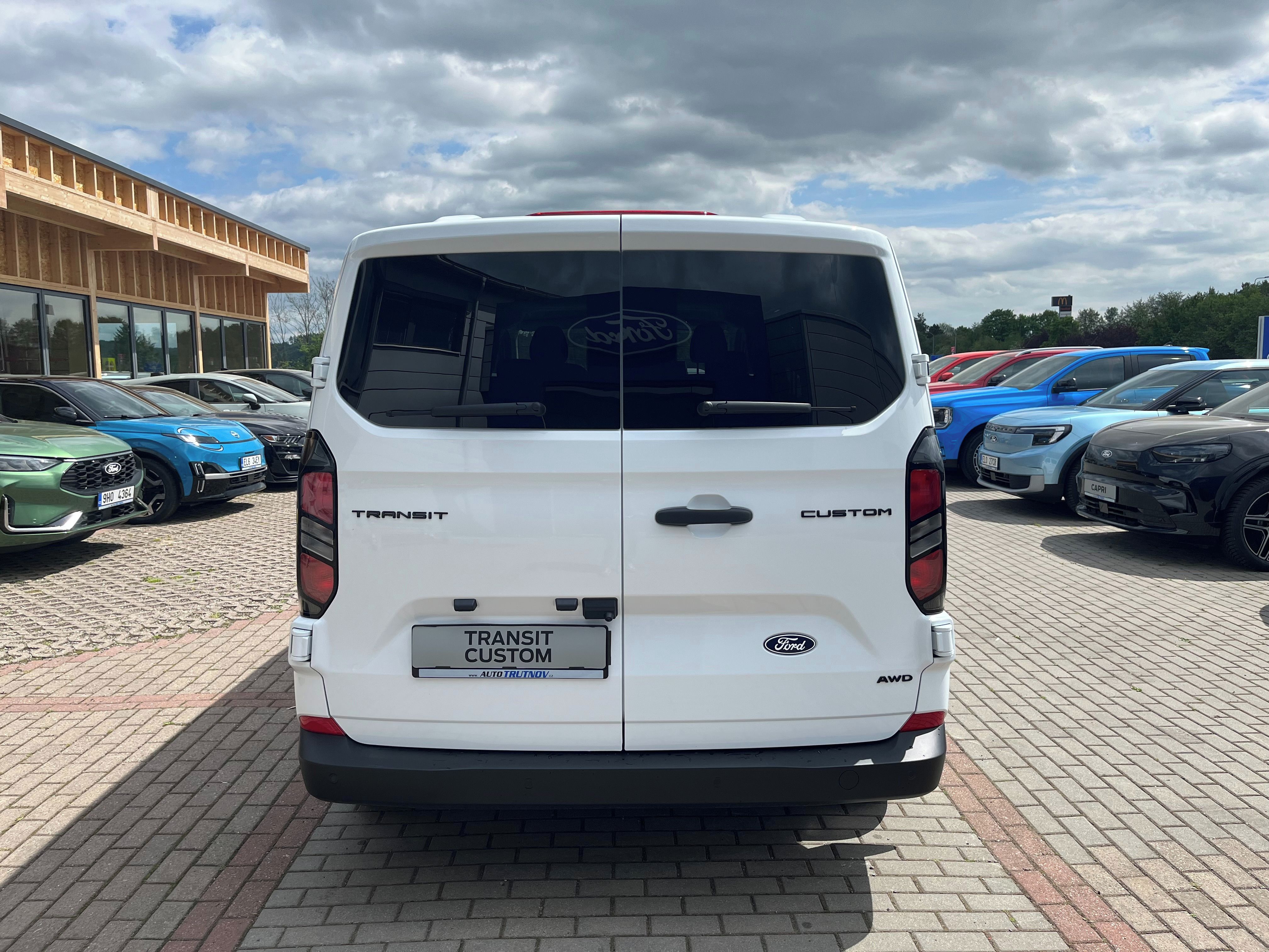 Ford Transit Custom, 2.0EcoBlue KombiVan 320L2Trend - fotka 4