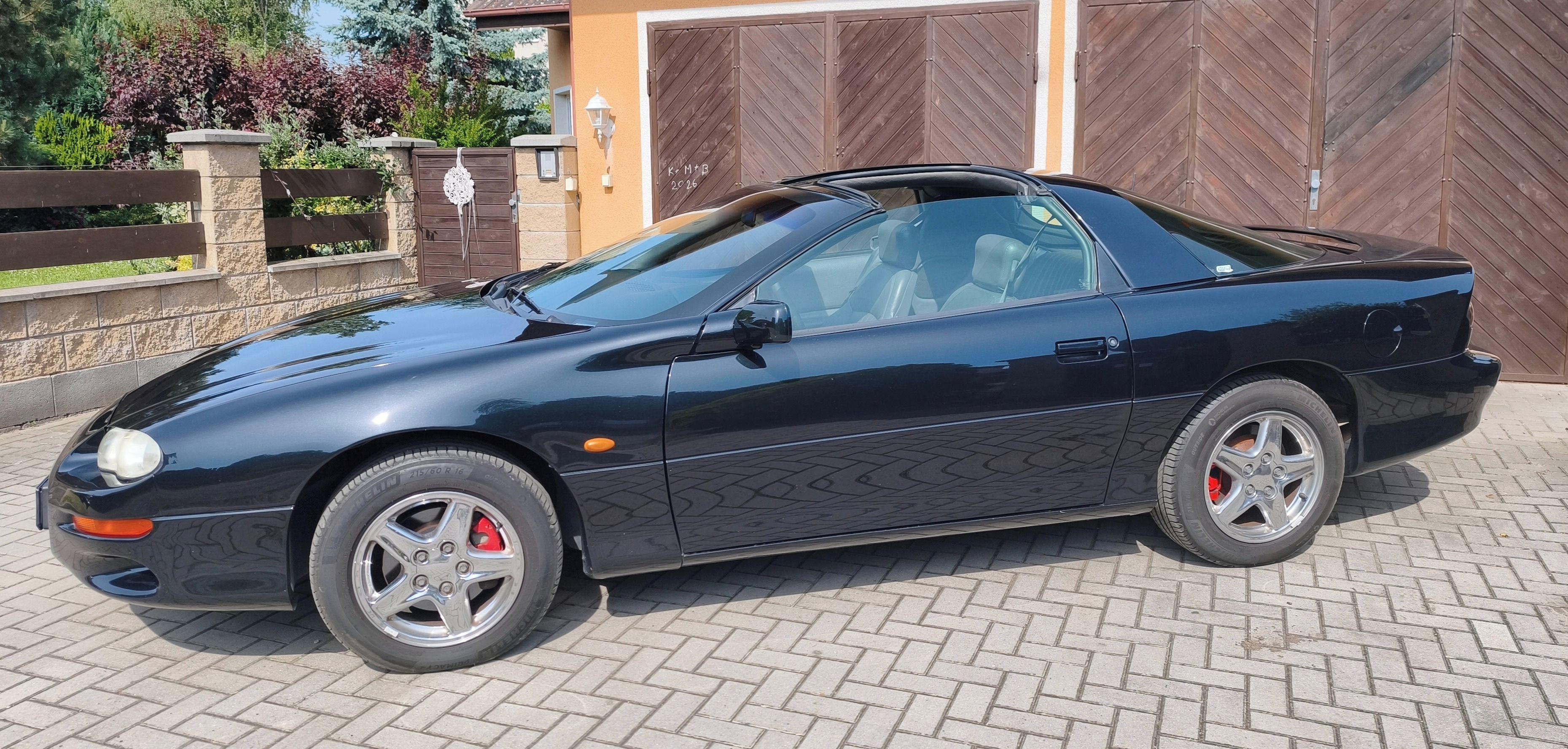 Chevrolet Camaro, Chevrolet Camaro 3,8 V6 Targa - fotka 3
