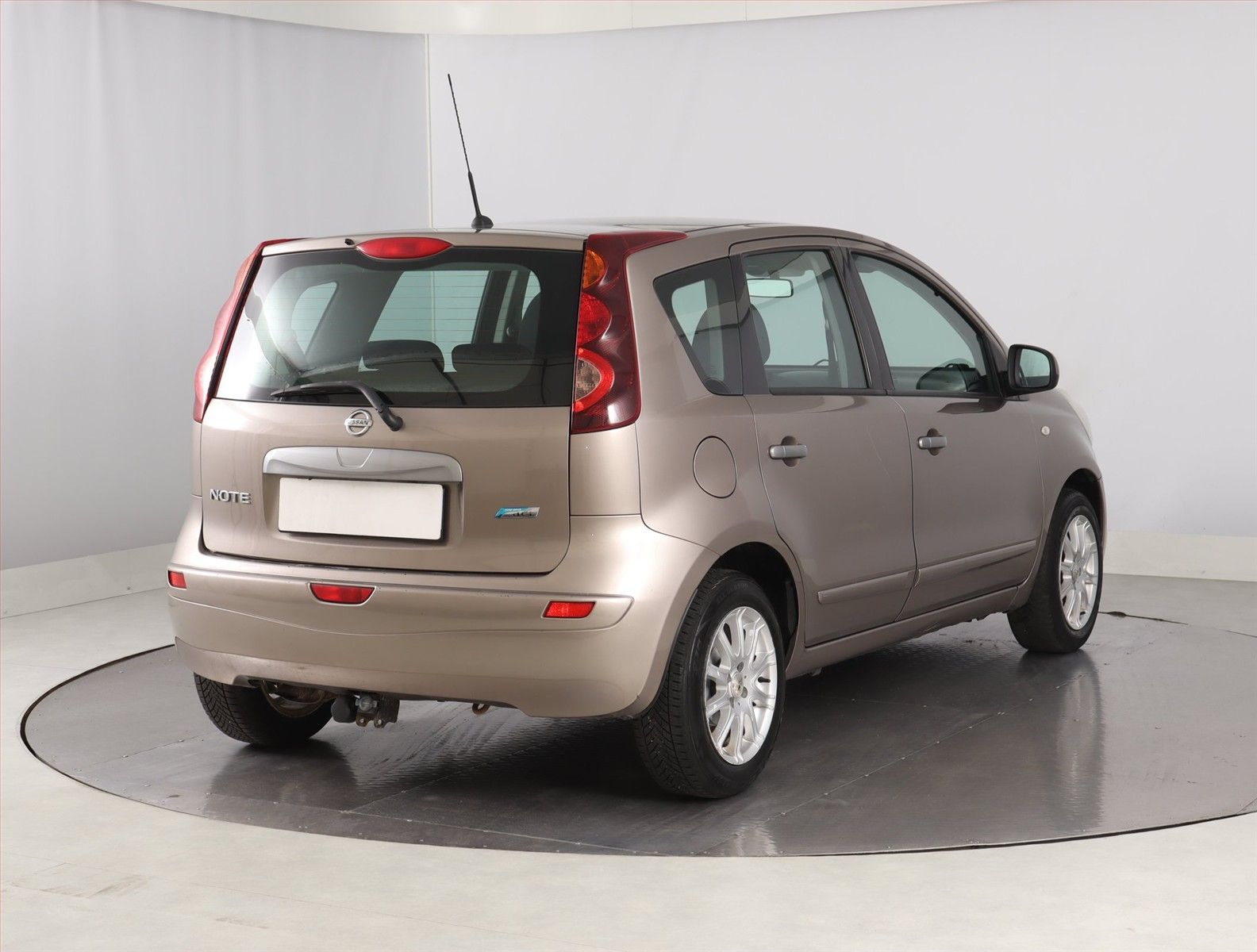 Nissan Note, 1.5 dCi, Serv.kniha, po STK - fotka 5