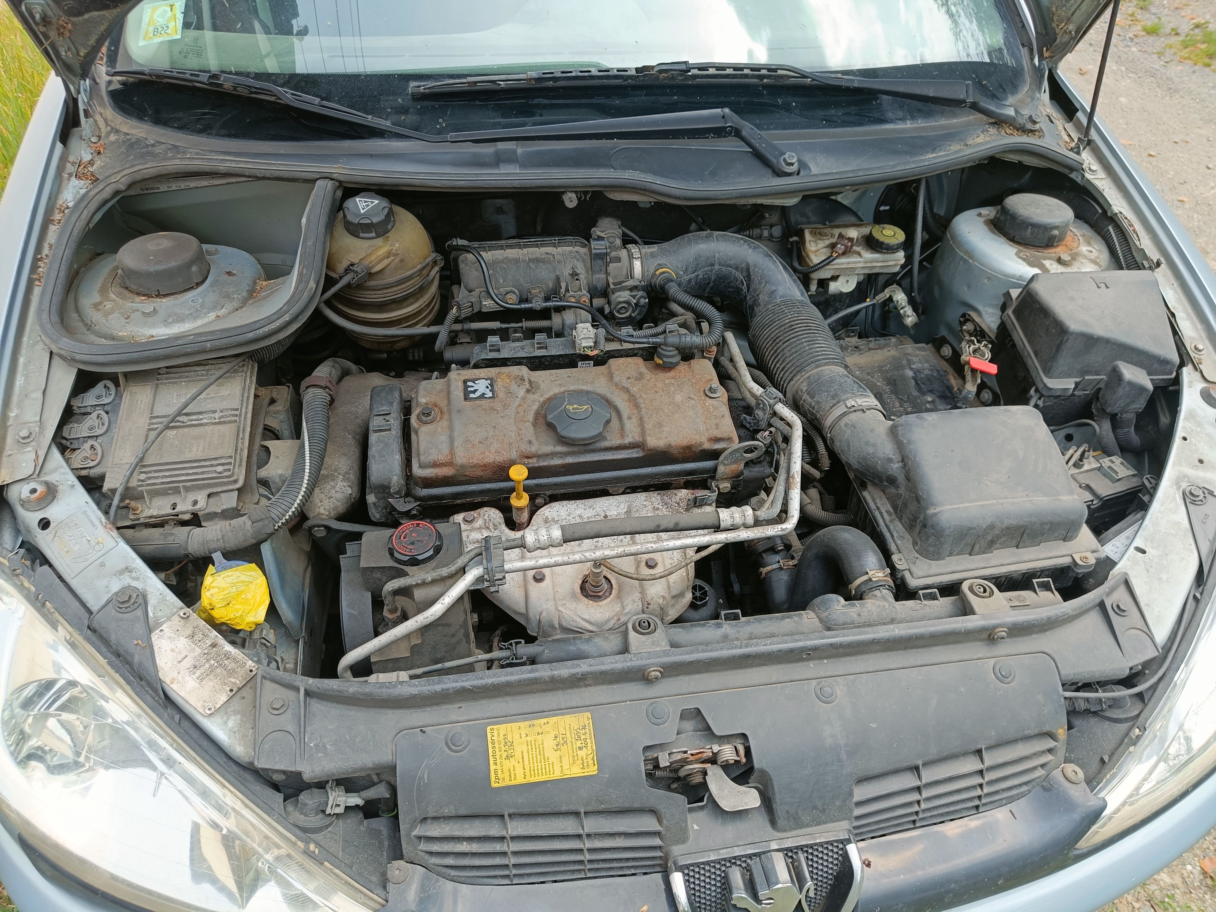 Peugeot 206, 1.4, tažné, panorama střecha - fotka 6