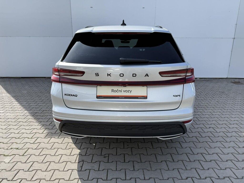 Škoda Kodiaq, DSG 4M 2,0TDI 142kW SportLine - fotka 5