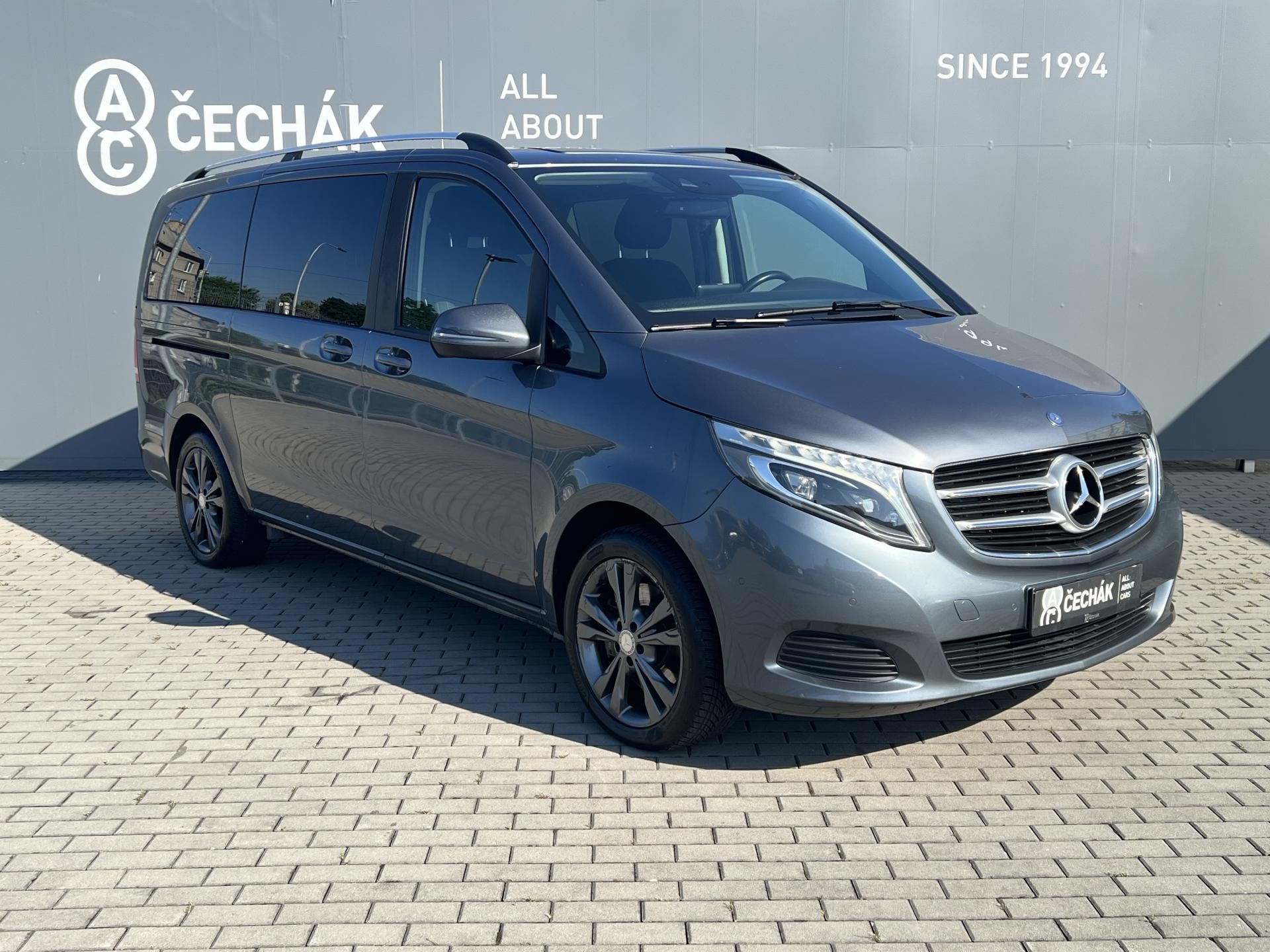 Mercedes-Benz Třídy V, V250d*4Matic*7míst*Servis* - fotka 3