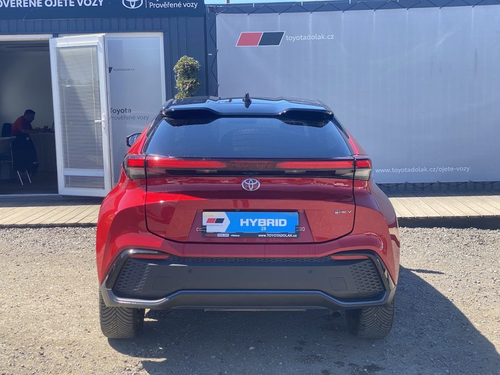 Toyota C-HR, 2.0HEV, ČR-1m, Executive, 4x4 - fotka 6