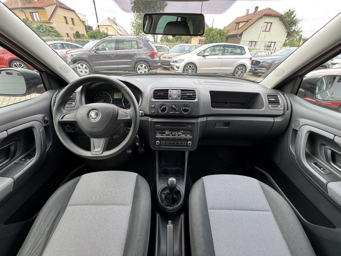 Škoda Fabia, 1.2TSi Active Klima Tažné Z. - fotka 6