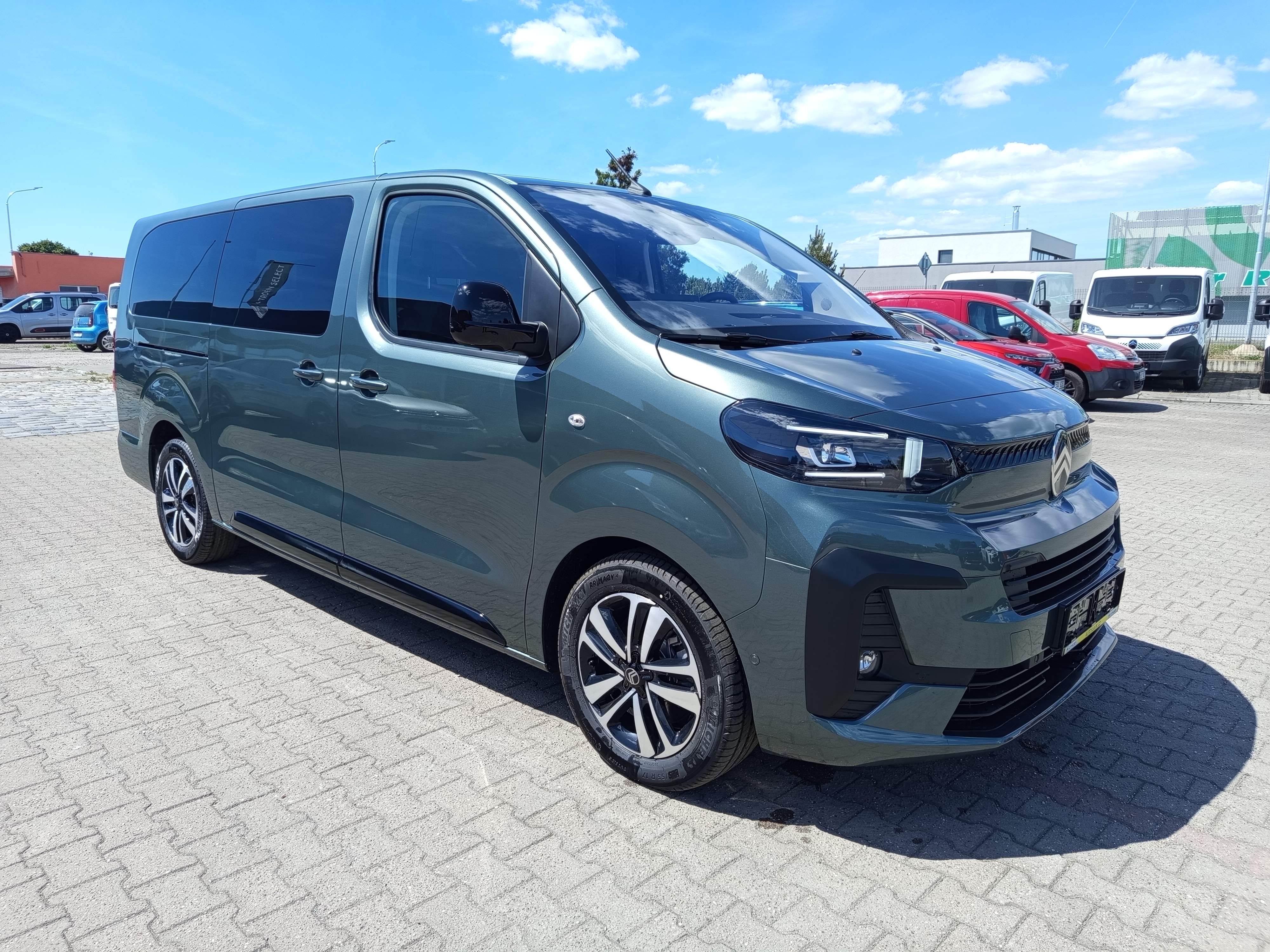 Citroën SpaceTourer, Shine XL 2.2Hdi EAT8 180k - fotka 6