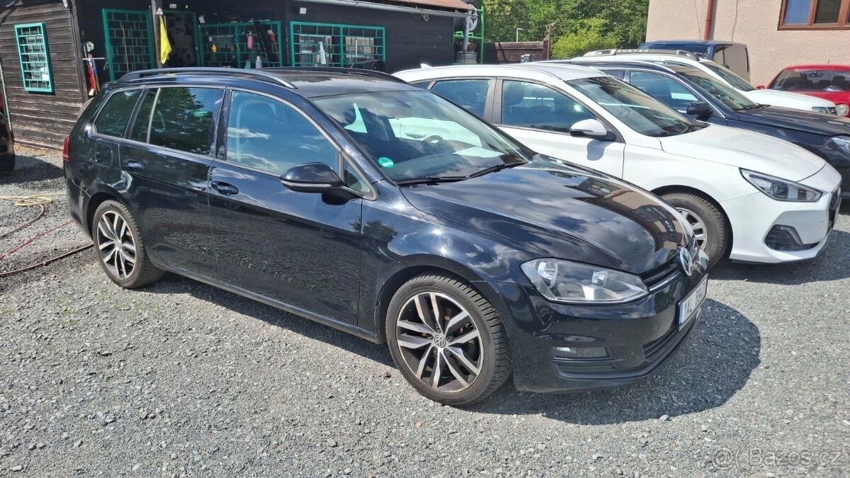 Volkswagen Golf, 2015 rozvody nové- na splátky