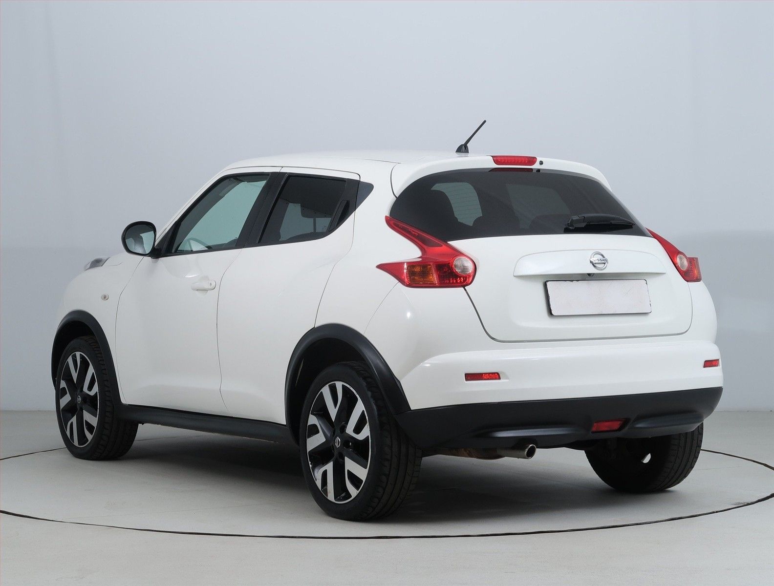 Nissan Juke, 1.6 i, Automat, Navi - fotka 4