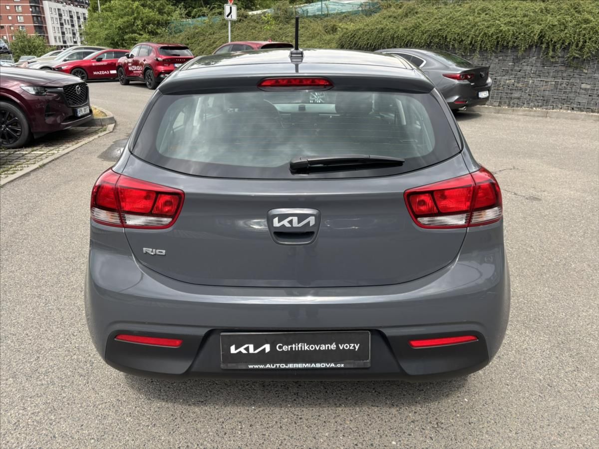 Kia Rio, 1,2 i Comfort 1.ČR ZÁRUKA - fotka 4
