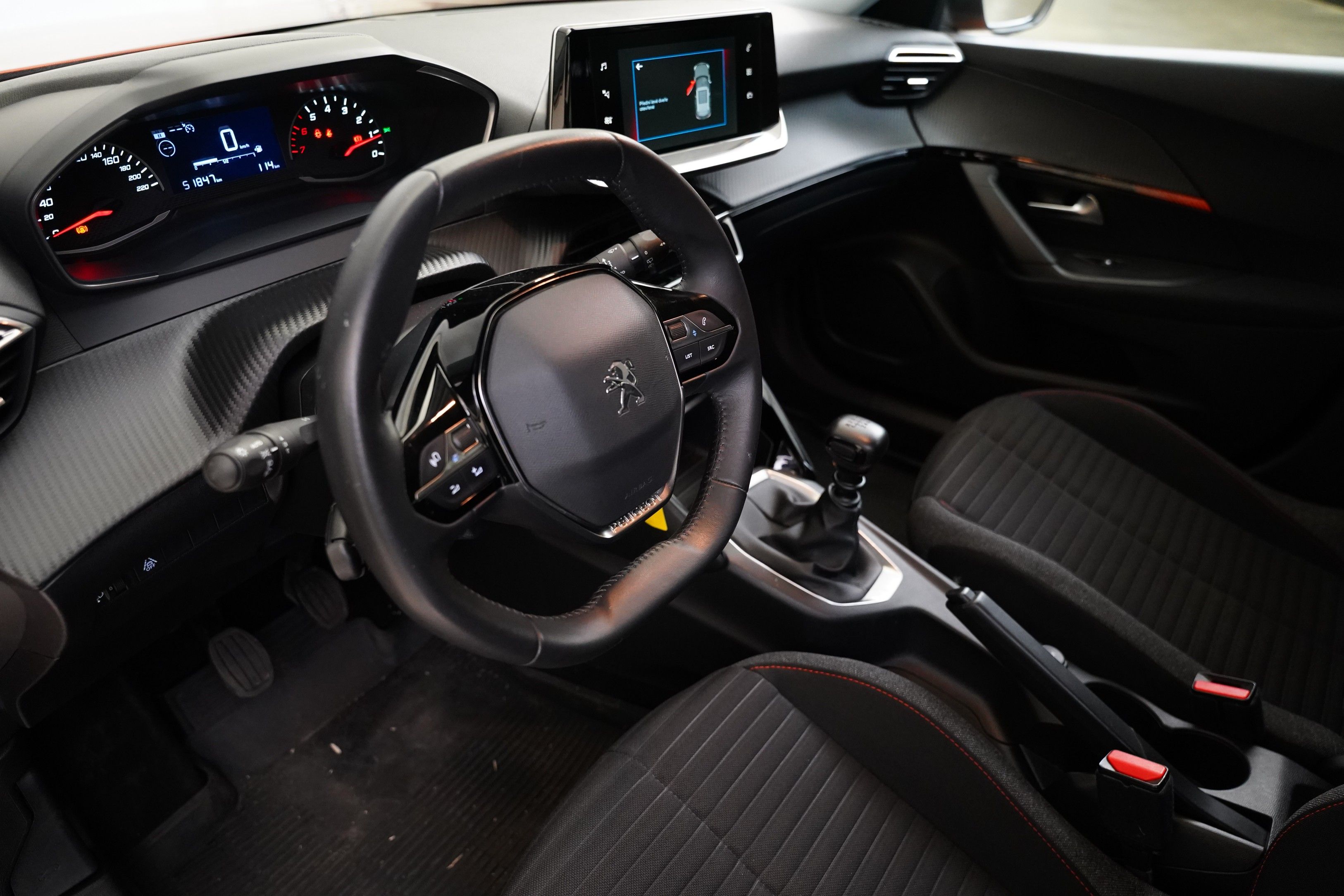 Peugeot 2008, 1.2 PureTech 74 kW Active - fotka 6