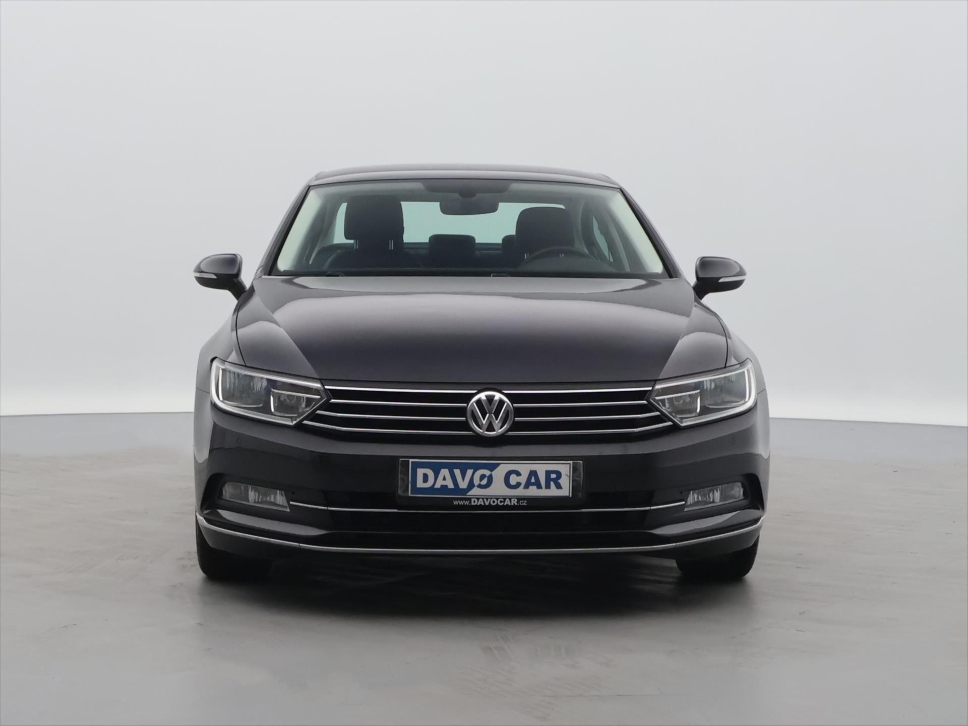 Volkswagen Passat, 2.0 TDI 110kW Highline CZ - fotka 2