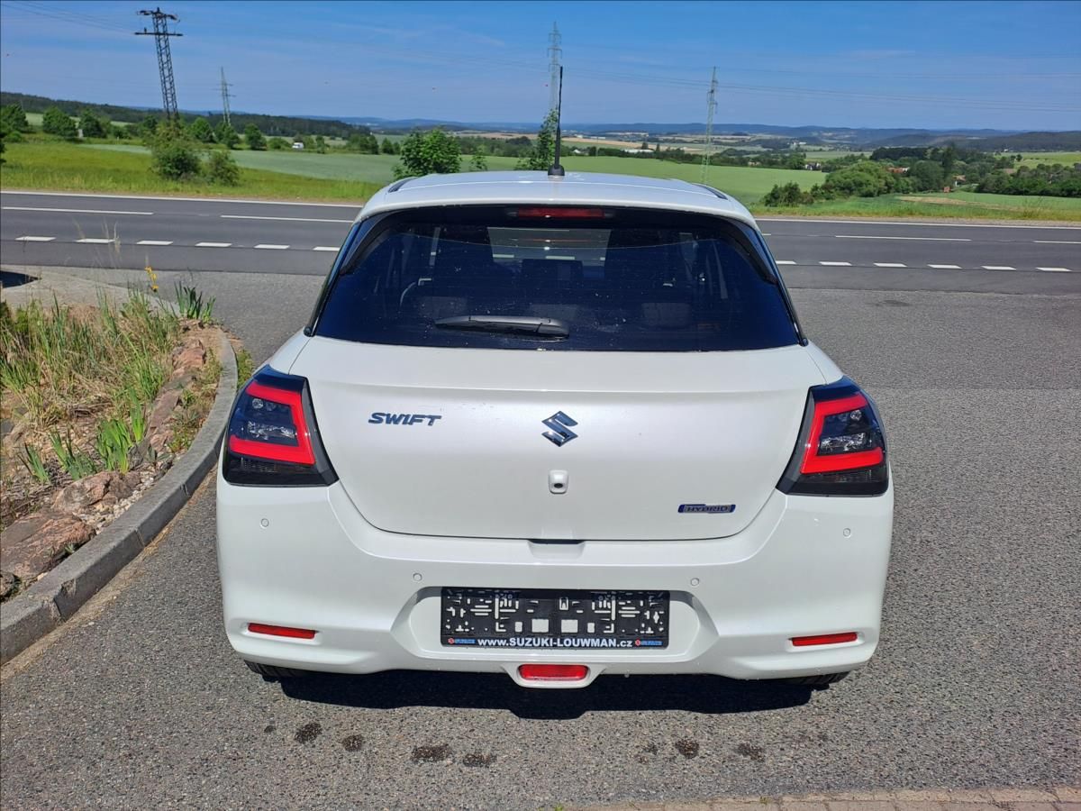 Suzuki Swift, 1,2   1,2 PREMIUM HYBRID CVT M - fotka 6