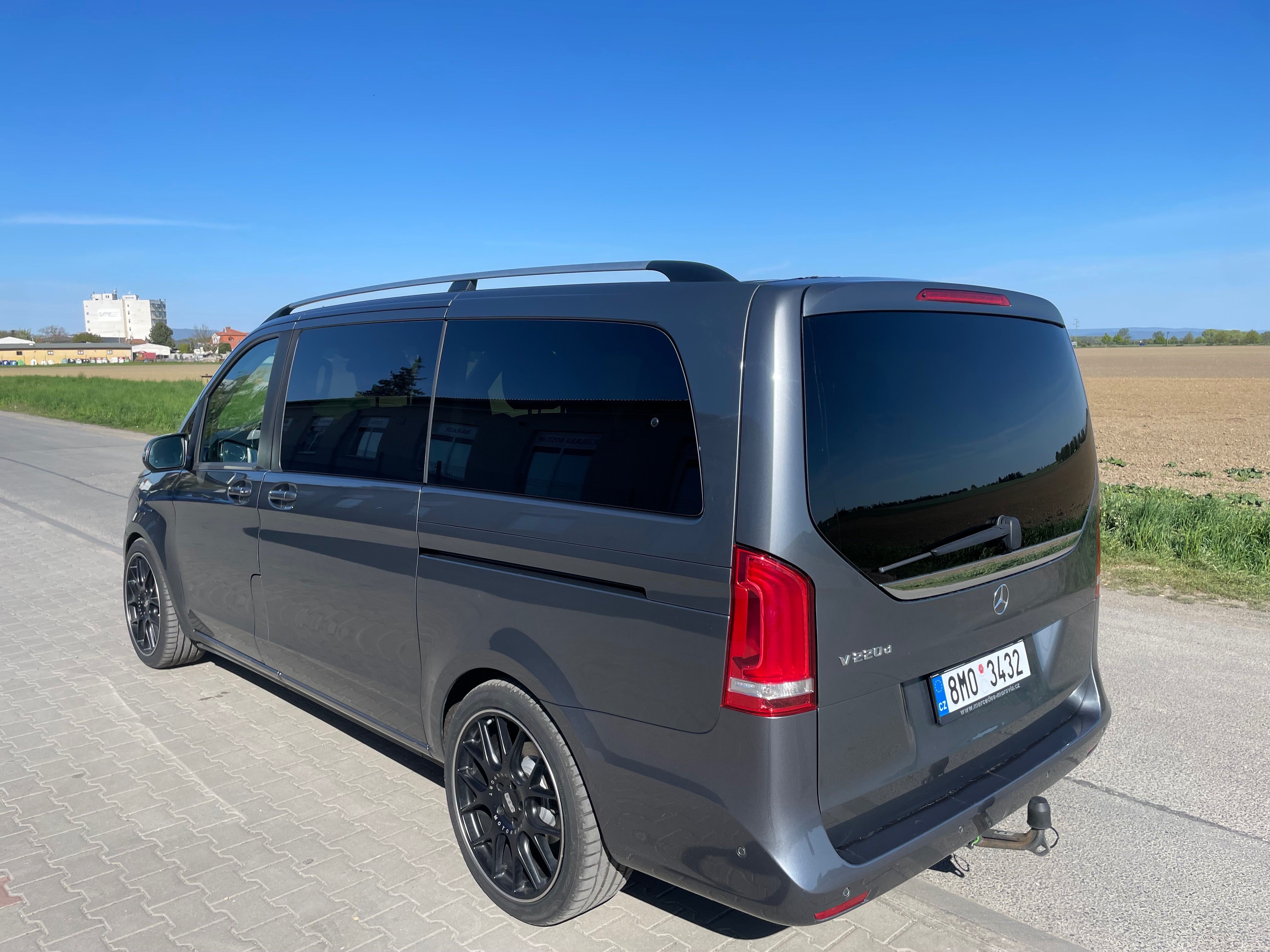 Mercedes-Benz Třídy V, V 220  2,0 CDI  9Gtronic DPH - fotka 4