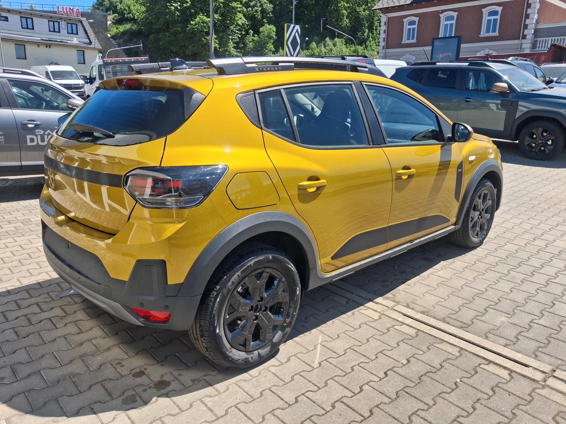 Dacia Sandero, Stepway Extreme ECO-G 120 - fotka 5