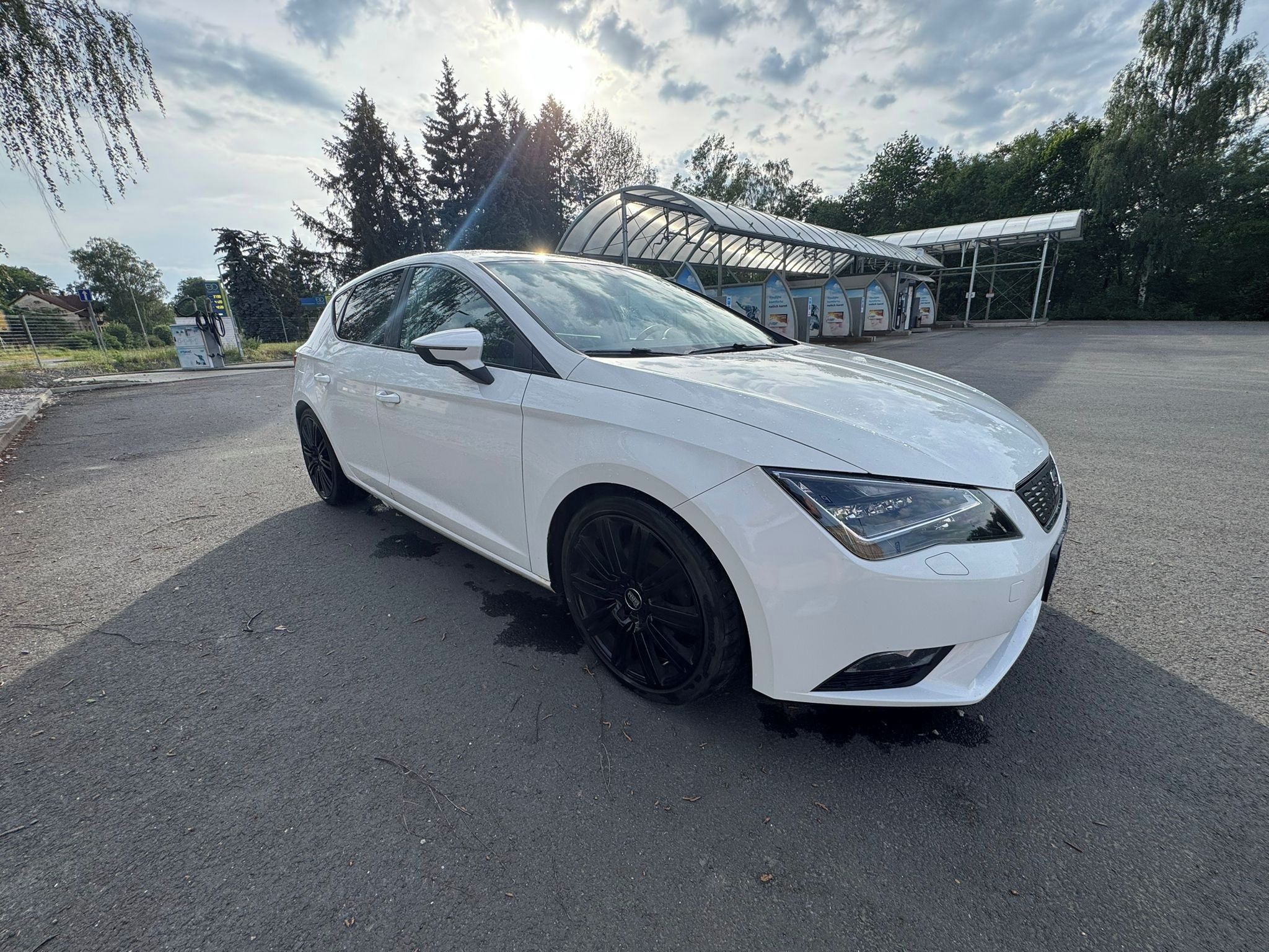 Seat Leon, 1,6 TDi 77kW - fotka 2