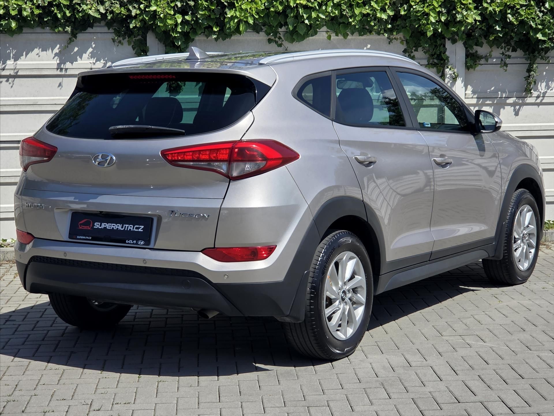 Hyundai Tucson, 1,7 CRDi Style Welcome Edit. Č - fotka 6