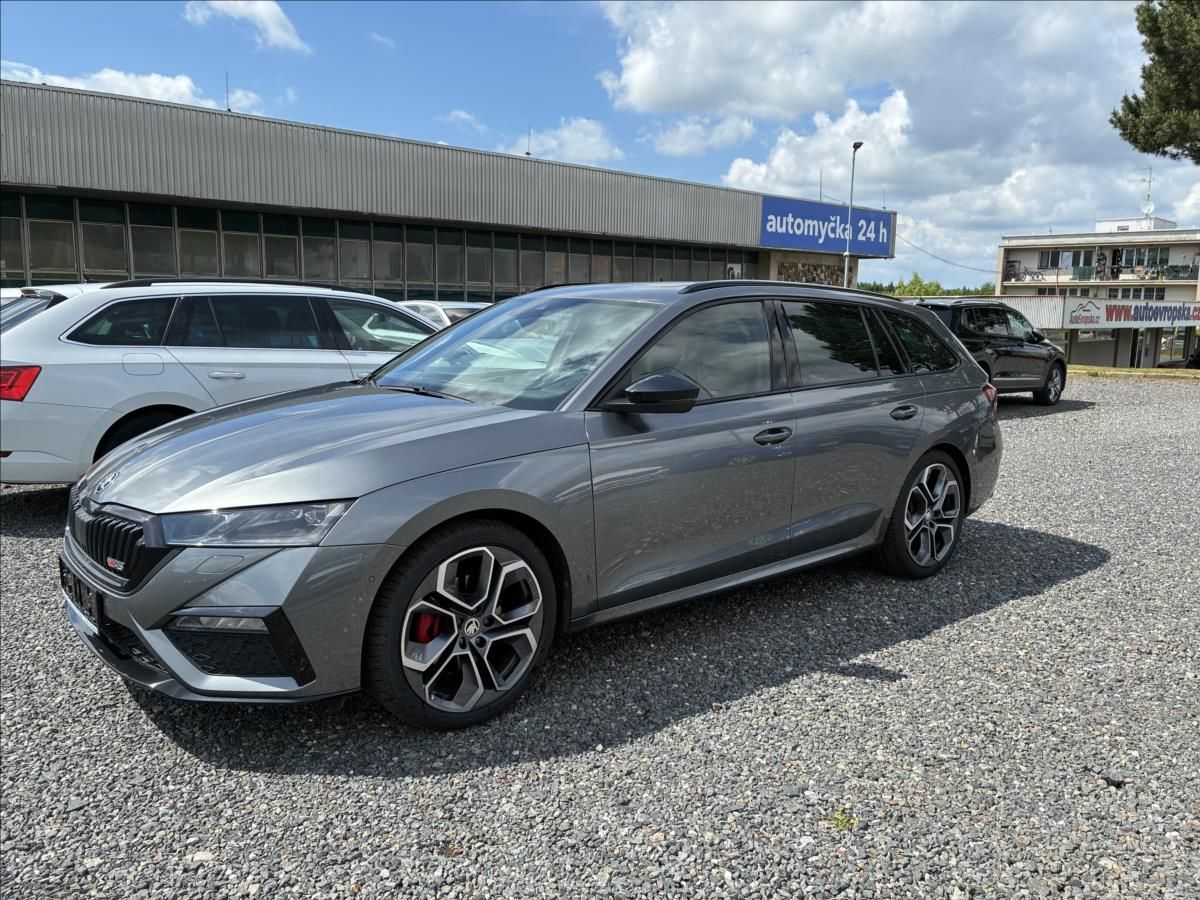 Škoda Octavia, 2,0 RS,PANORAMA,TAŽNÉ,KŮŽE - fotka 2