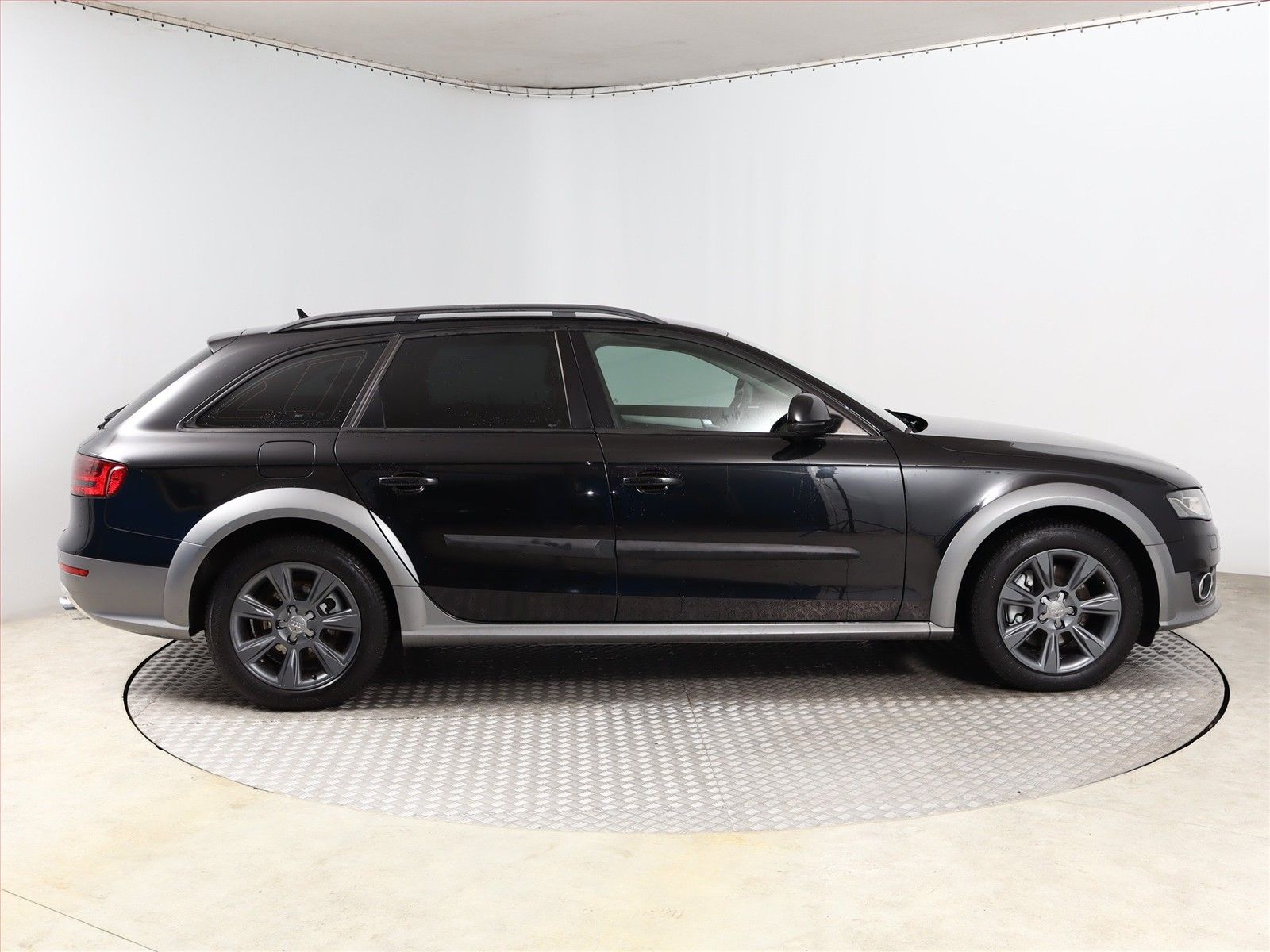 Audi A4 allroad, 2.0 TFSI, 4X4, Automat, Kůže - fotka 6