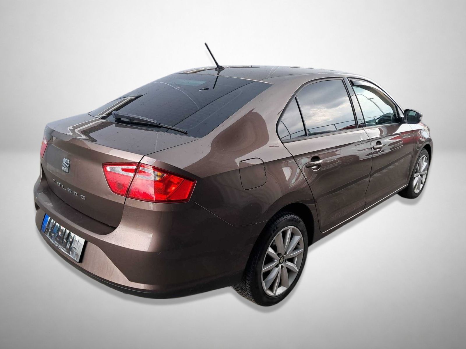 Seat Toledo, 1.0 TSI, Serv.kniha, Klima - fotka 2