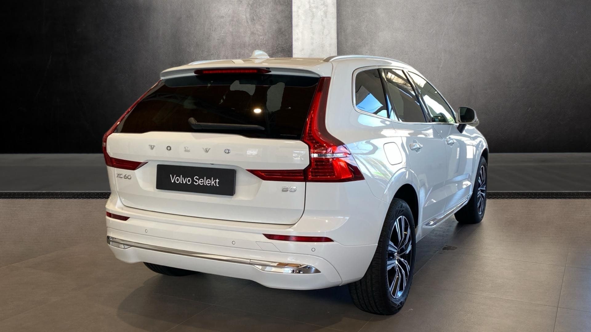 Volvo XC60, INSCRIPTION, B5 FWD, 184+10 kW