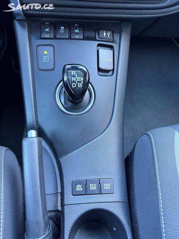 Toyota Auris, fotka 17