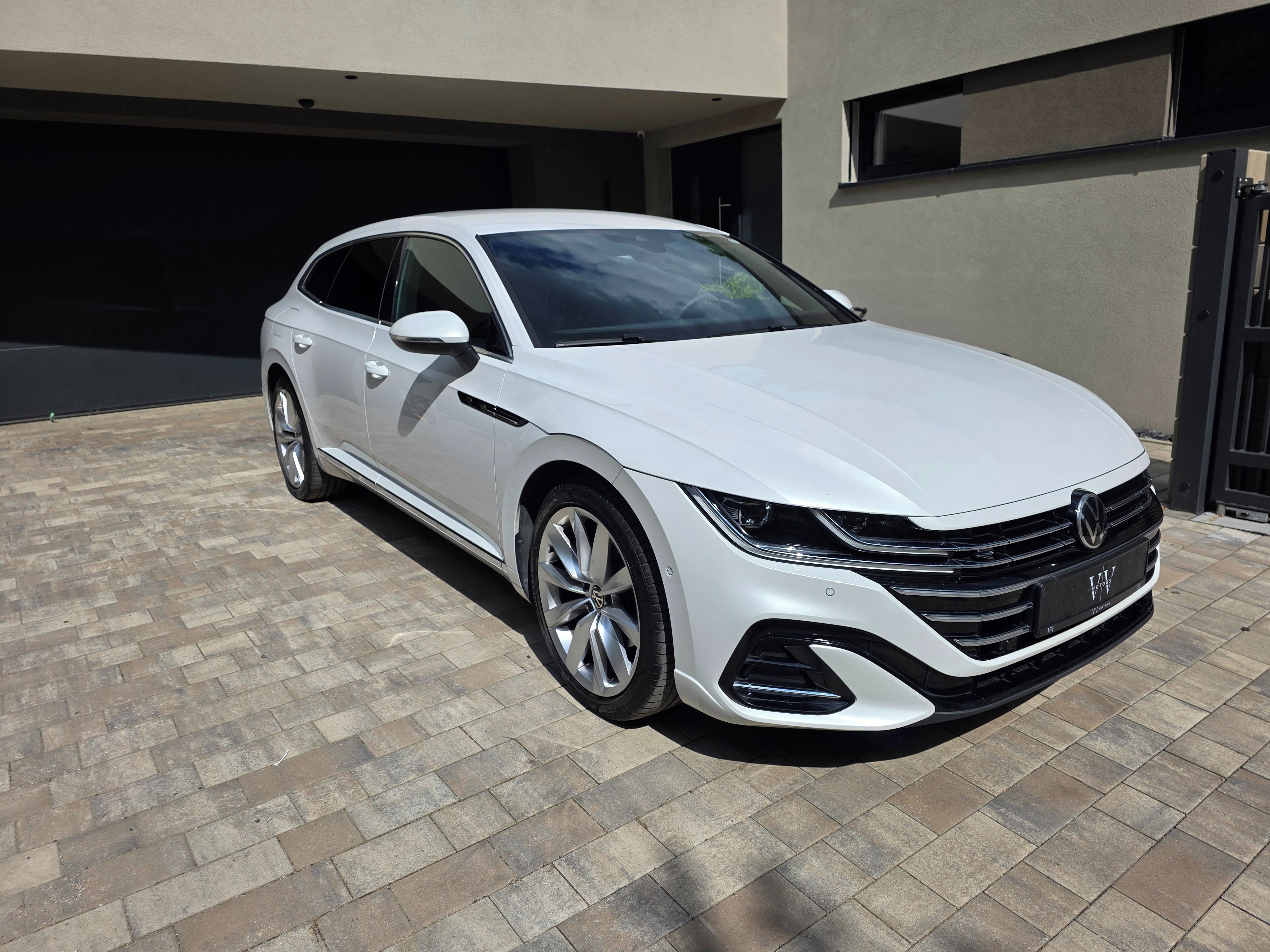Volkswagen Arteon Shooting Brake, eHybrid R-Line, Webasto, Tažné - fotka 4