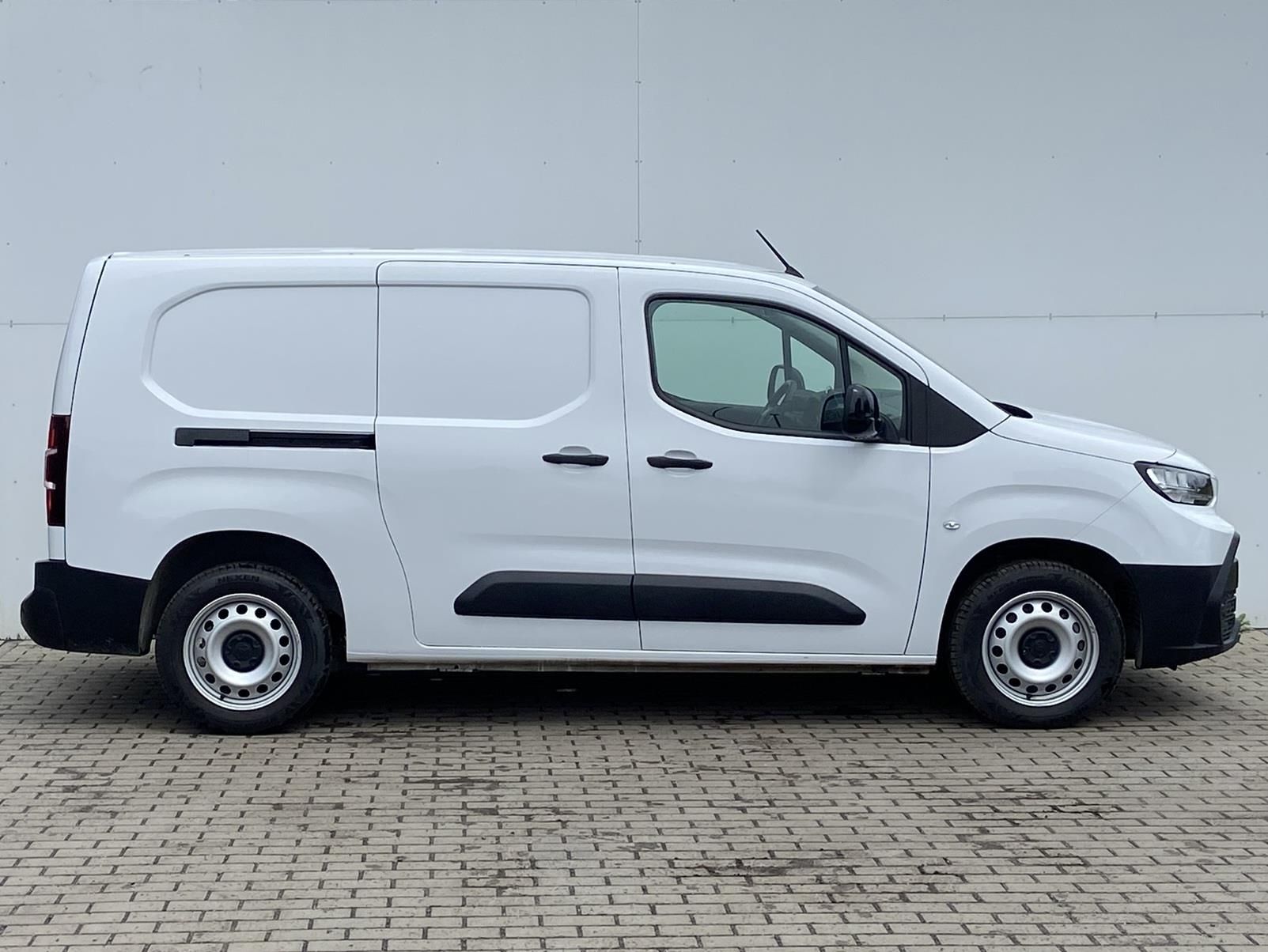 Toyota Proace City, 1.5 D-4D 130k Long Active Mult - fotka 3