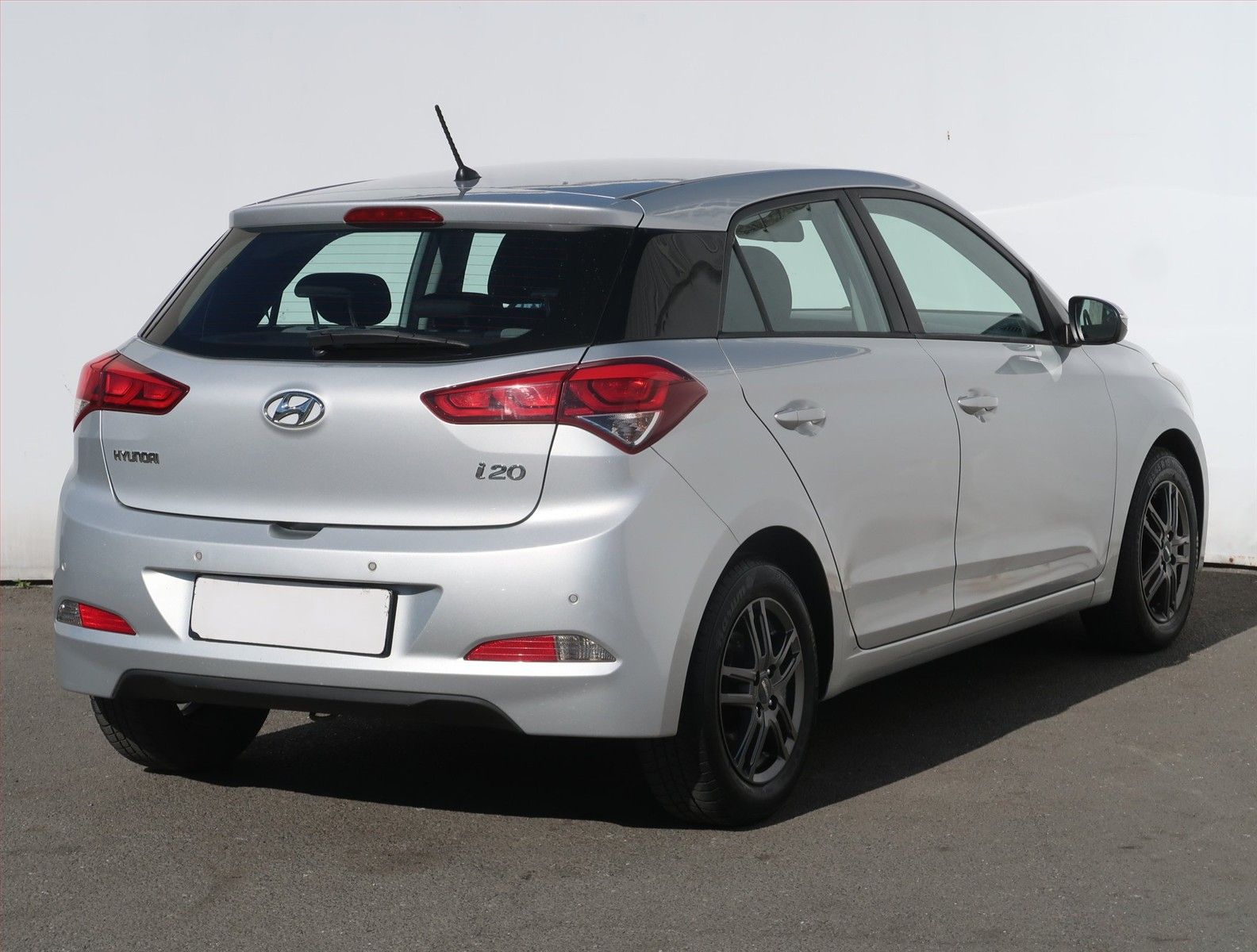 Hyundai i20, 1.4, Automat, Serv.kniha - fotka 5