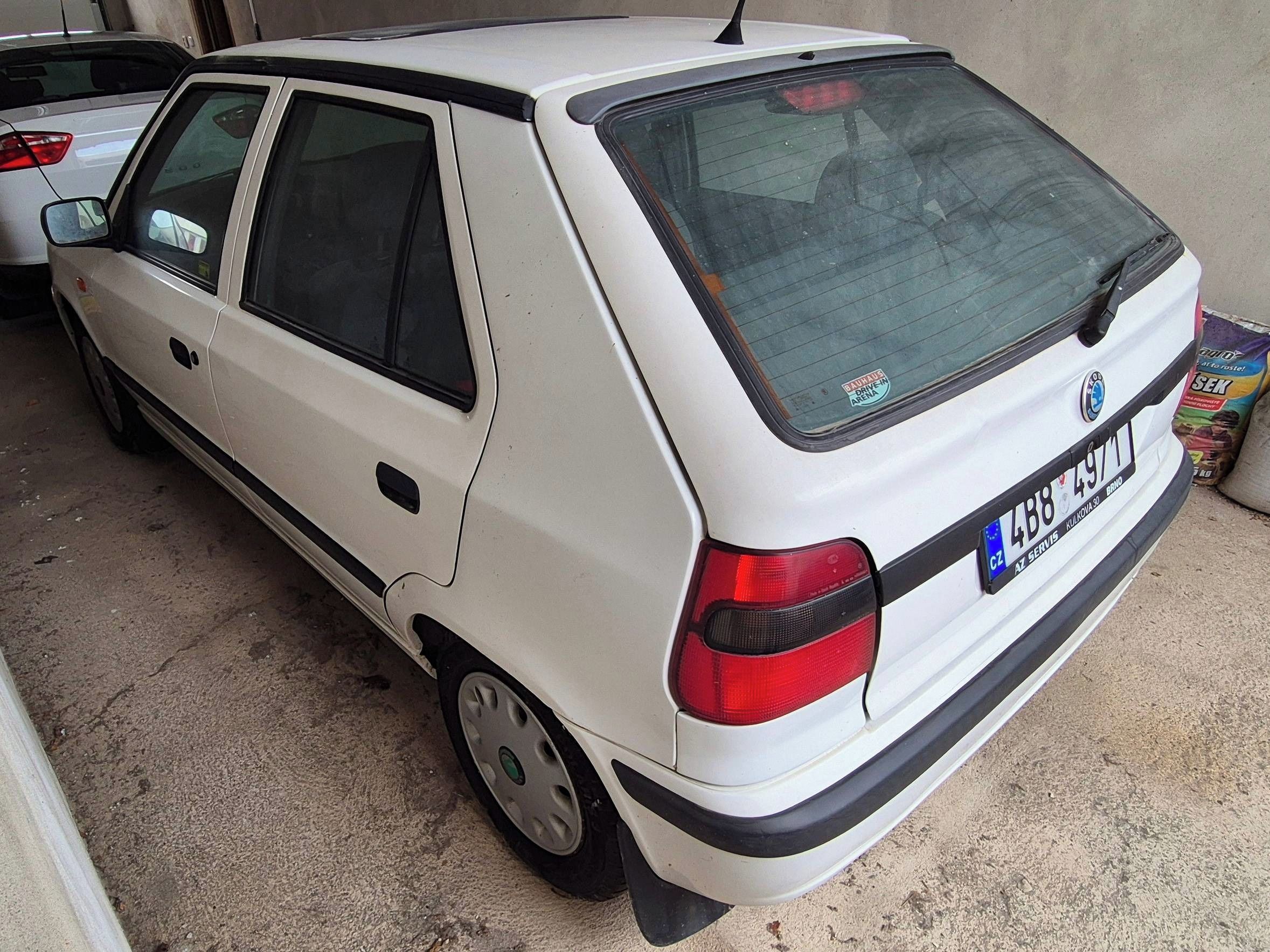 Škoda Felicia, Felicia 1.6 MPI KLIMA 163tkm - fotka 3