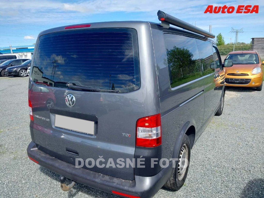 Volkswagen Transporter, 2.0TDi L2 9míst,103kW - fotka 5
