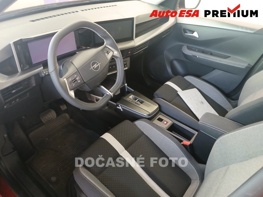 Opel Frontera, 1.2 i,1.maj,ČR - fotka 3