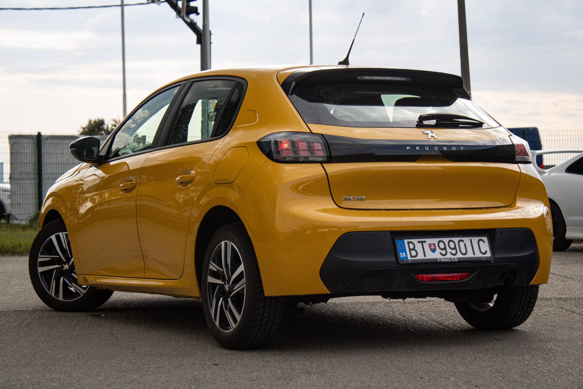 Peugeot 208 - fotka 3