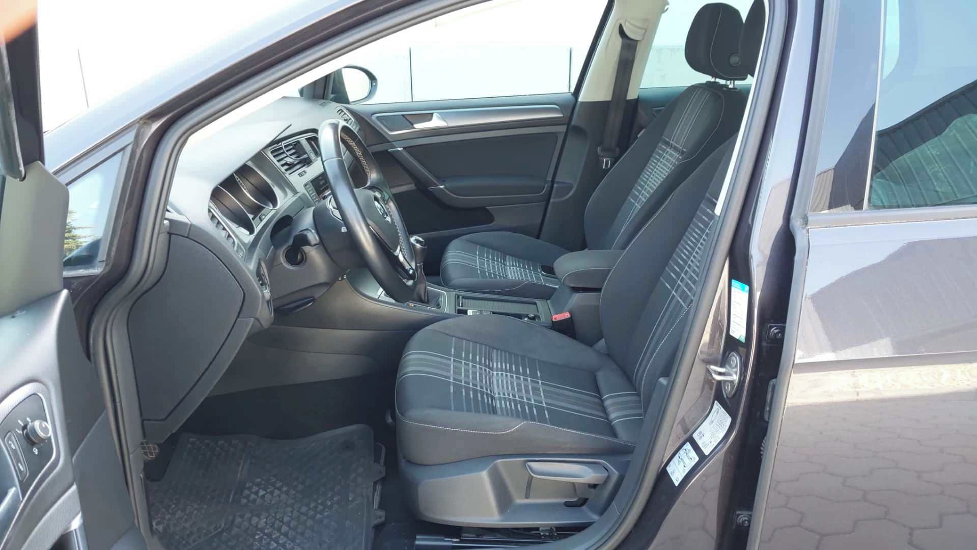 Volkswagen Golf, 2.0TDi 110KW VYHŘ.SE MF VOLANT - fotka 3
