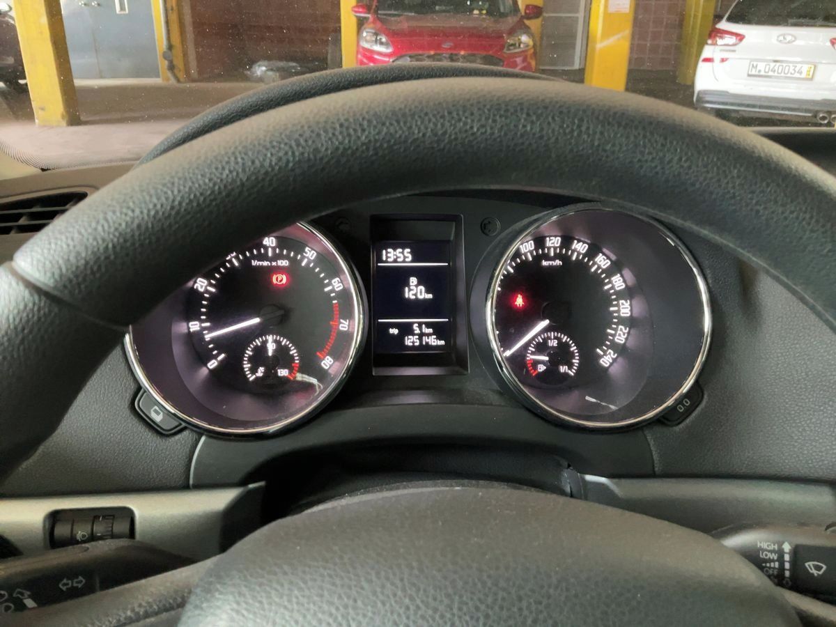 Škoda Yeti, 1.2TSI 81KW VYHŘ.SED BEZ KOROZ - fotka 2