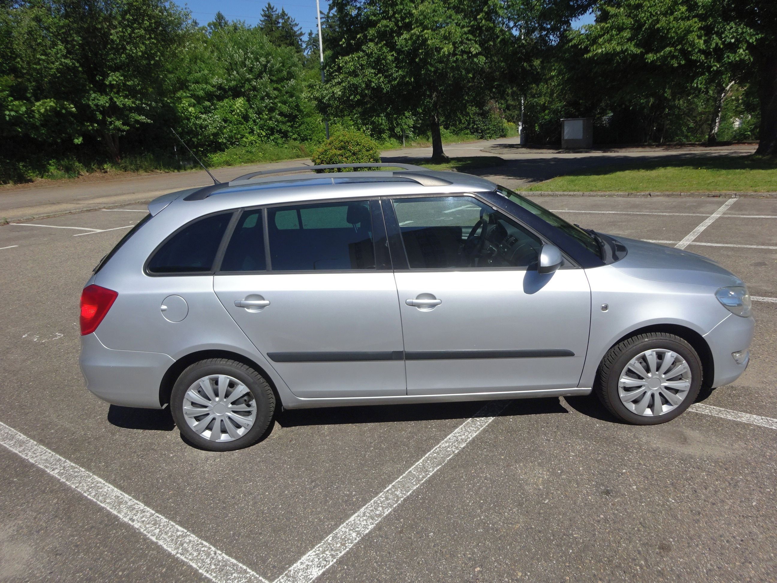 Škoda Fabia, 1.2 TSI (63 KW) ELEGANCE - fotka 3