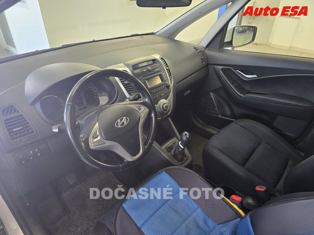 Hyundai ix20, 1.4i,ČR - fotka 3