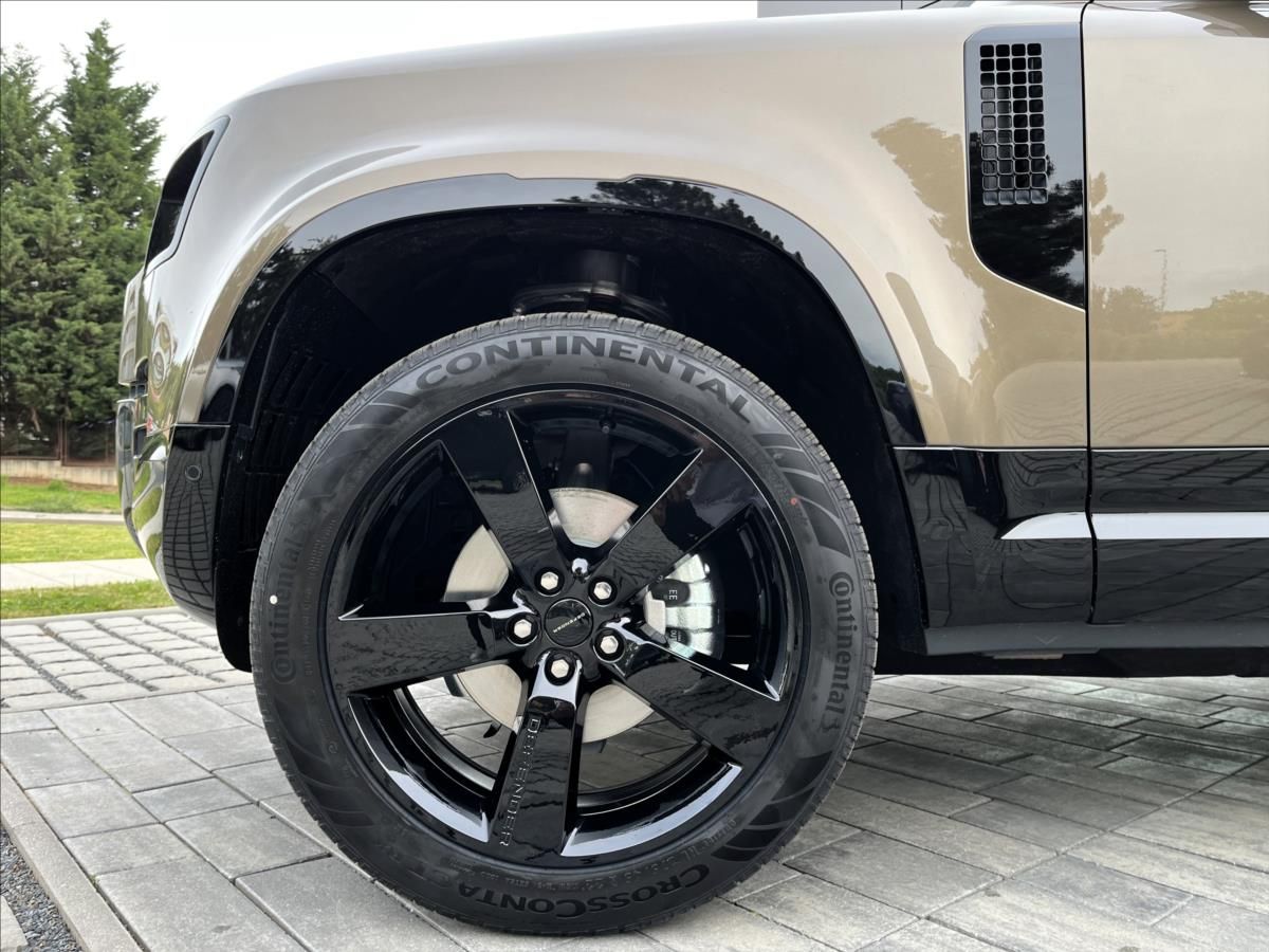 Land Rover Defender, 110 D250 X-DYNAMIC SE* - fotka 3