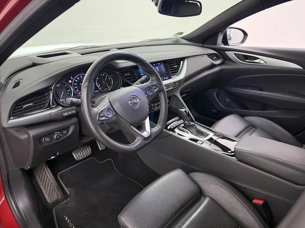 Opel Insignia, 2.0T 147kW Aut.ULTIMATE DPH TZ - fotka 3