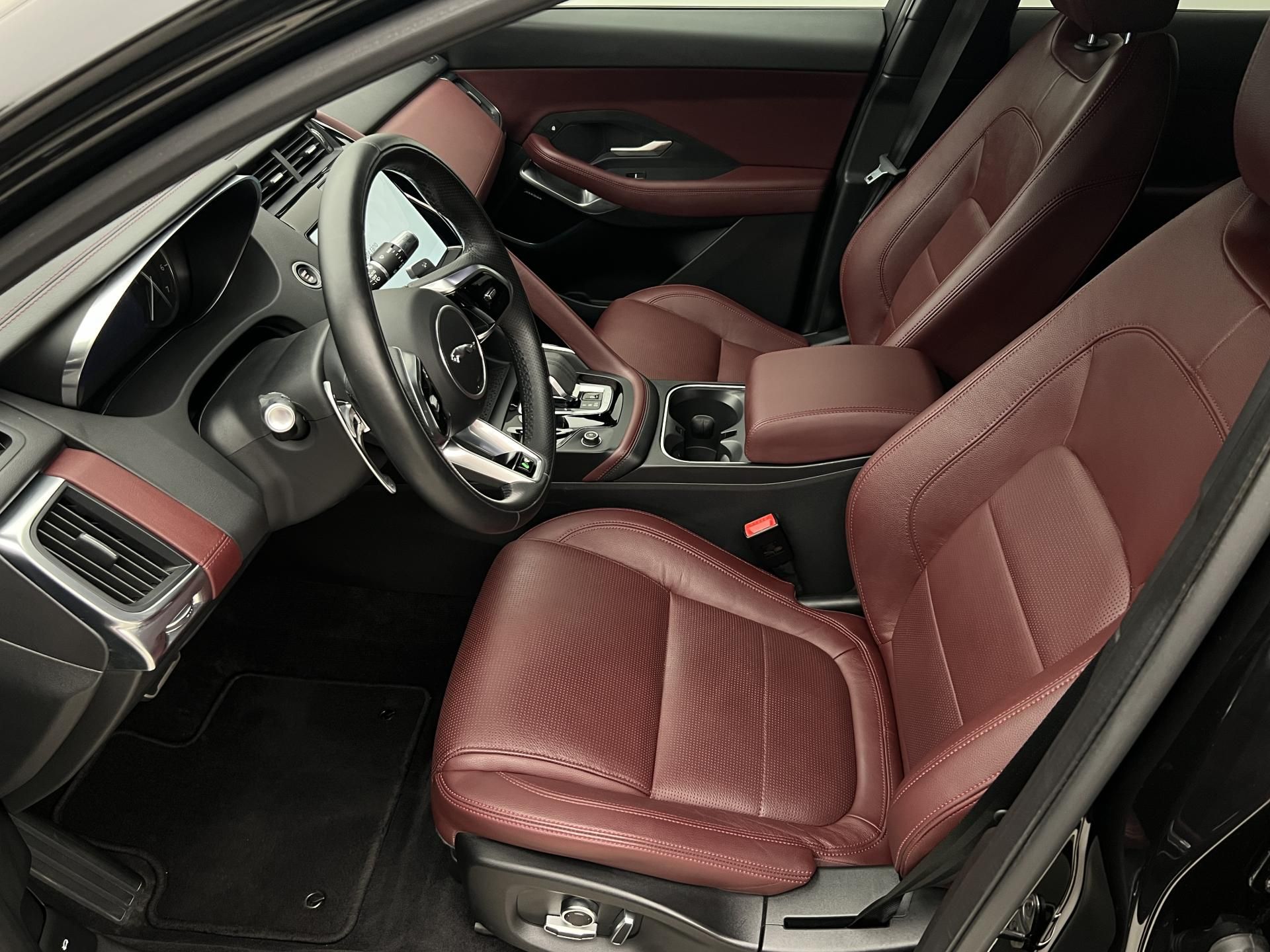 Jaguar E-Pace, P200 S AWD AUT CZ - fotka 3